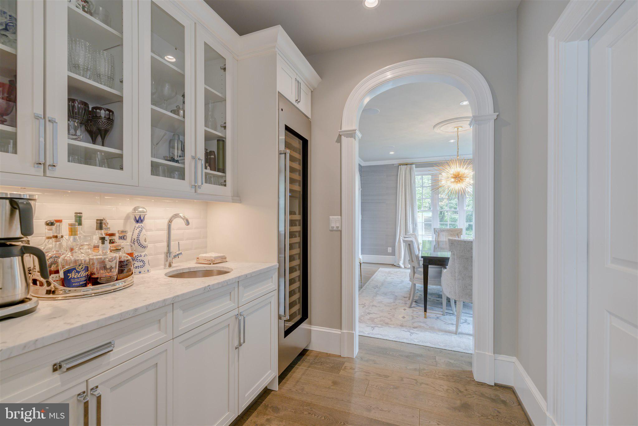 ALEXANDRIA - Residential