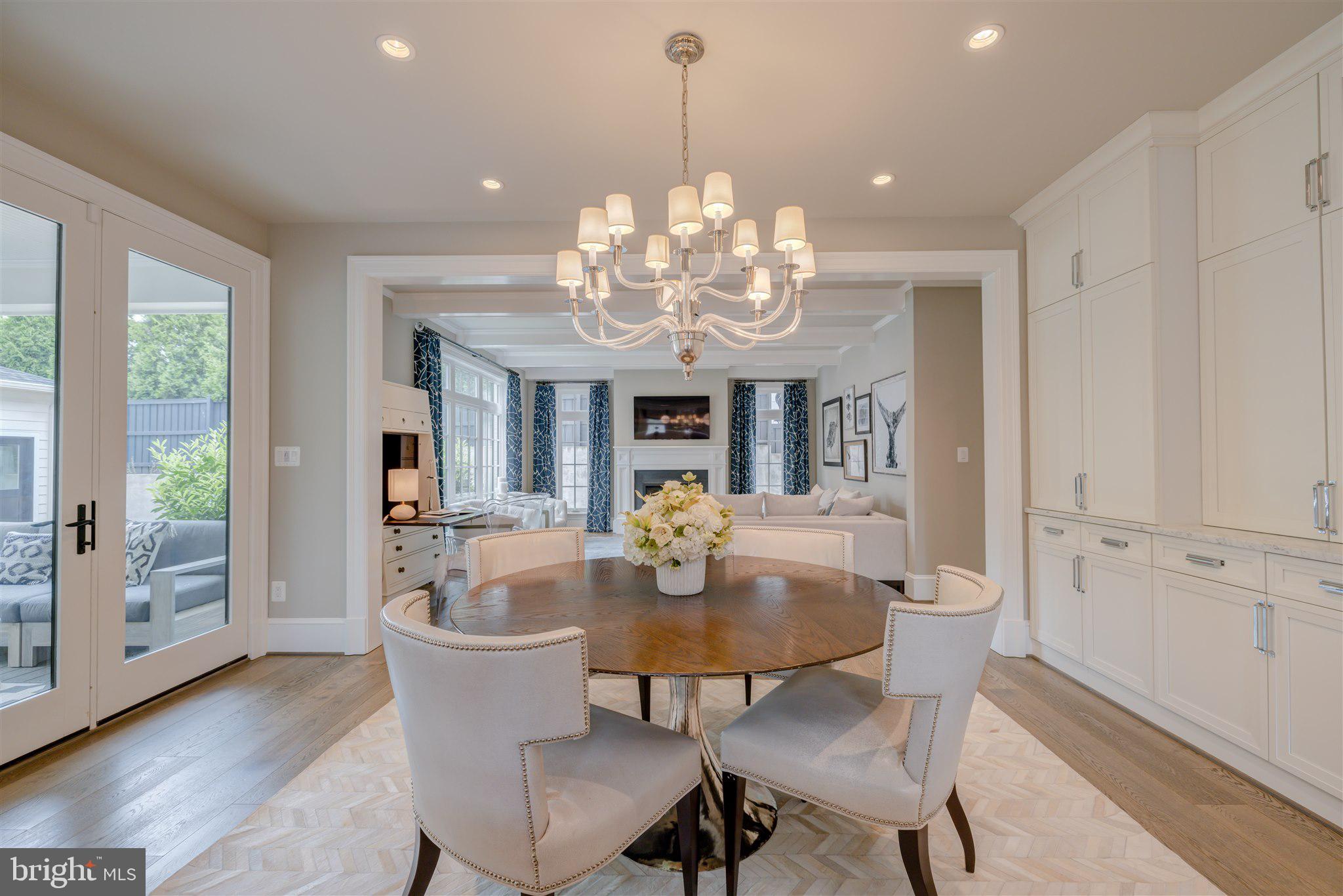 ALEXANDRIA - Residential