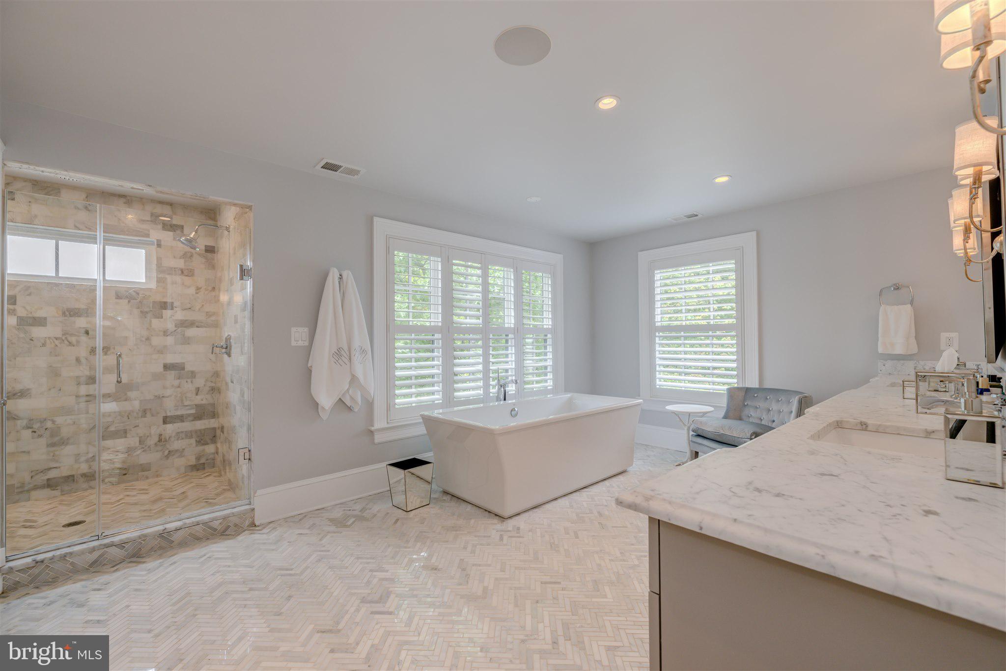 ALEXANDRIA - Residential