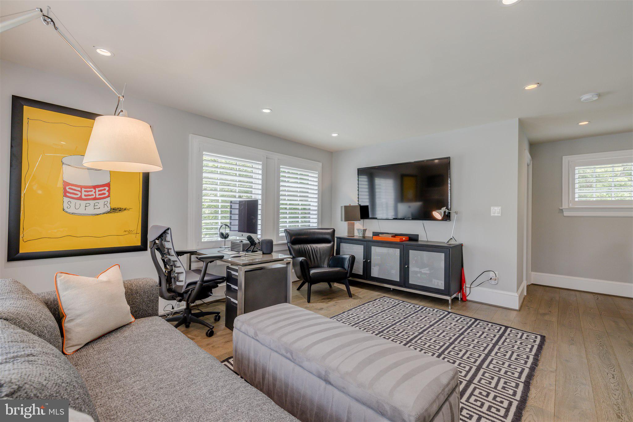 ALEXANDRIA - Residential