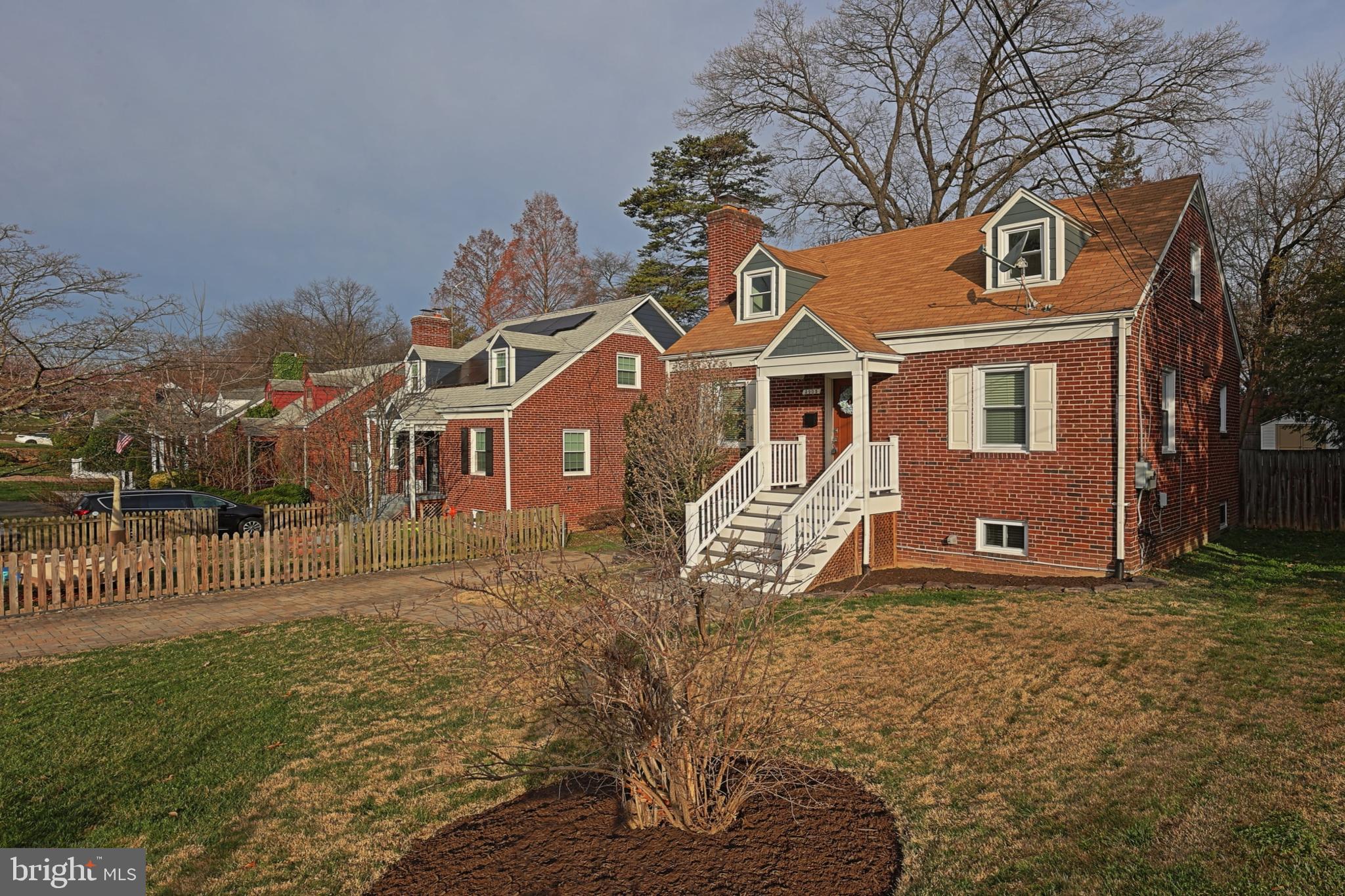 DOUGLAS PARK - Residential
