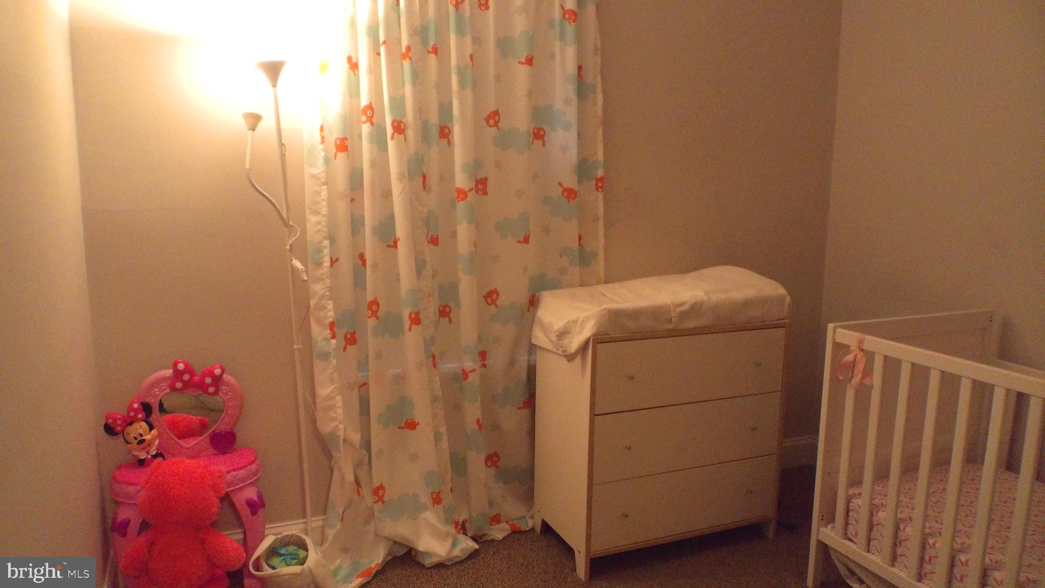 HILL OAKS - Residential