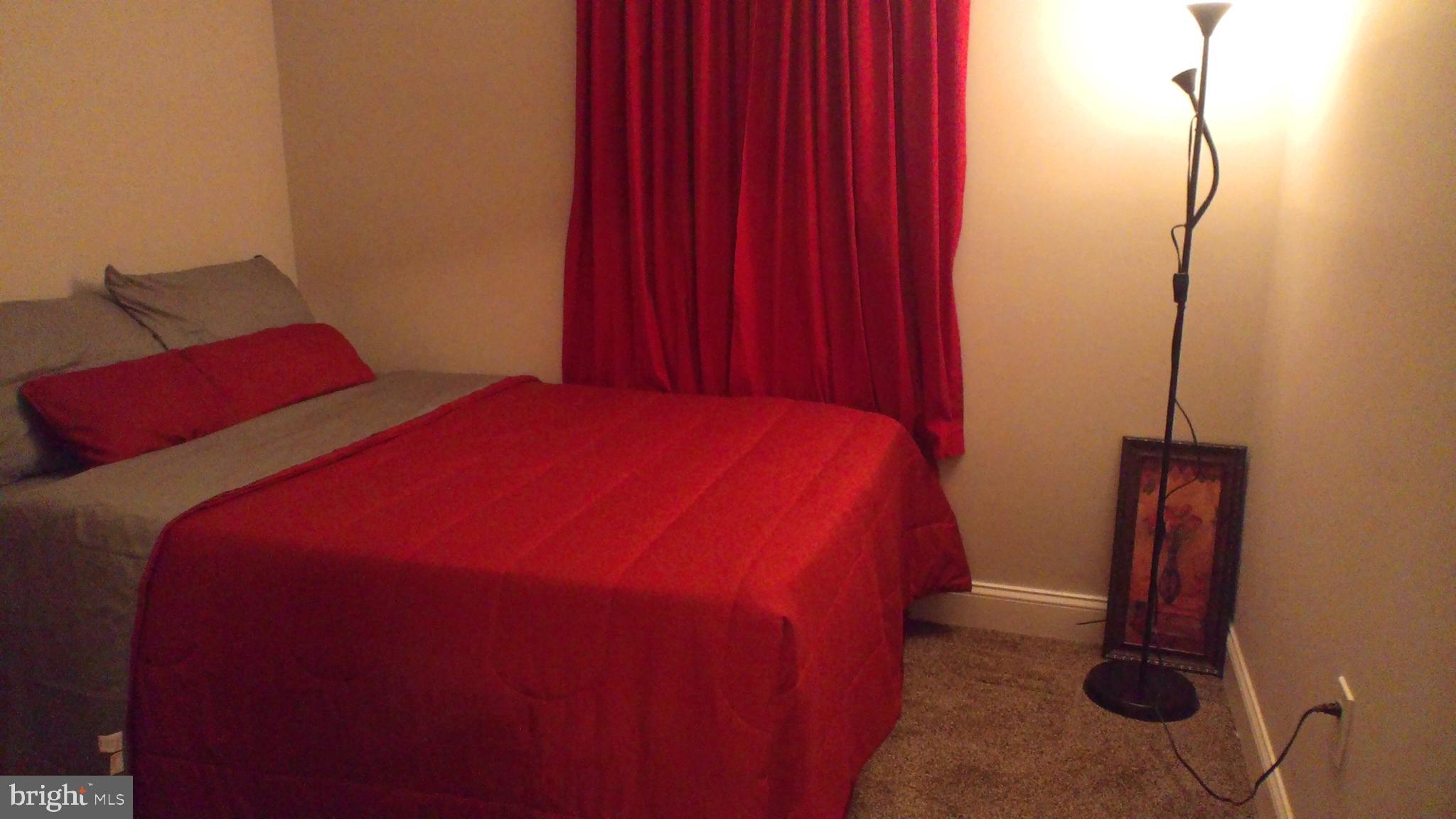 HILL OAKS - Residential