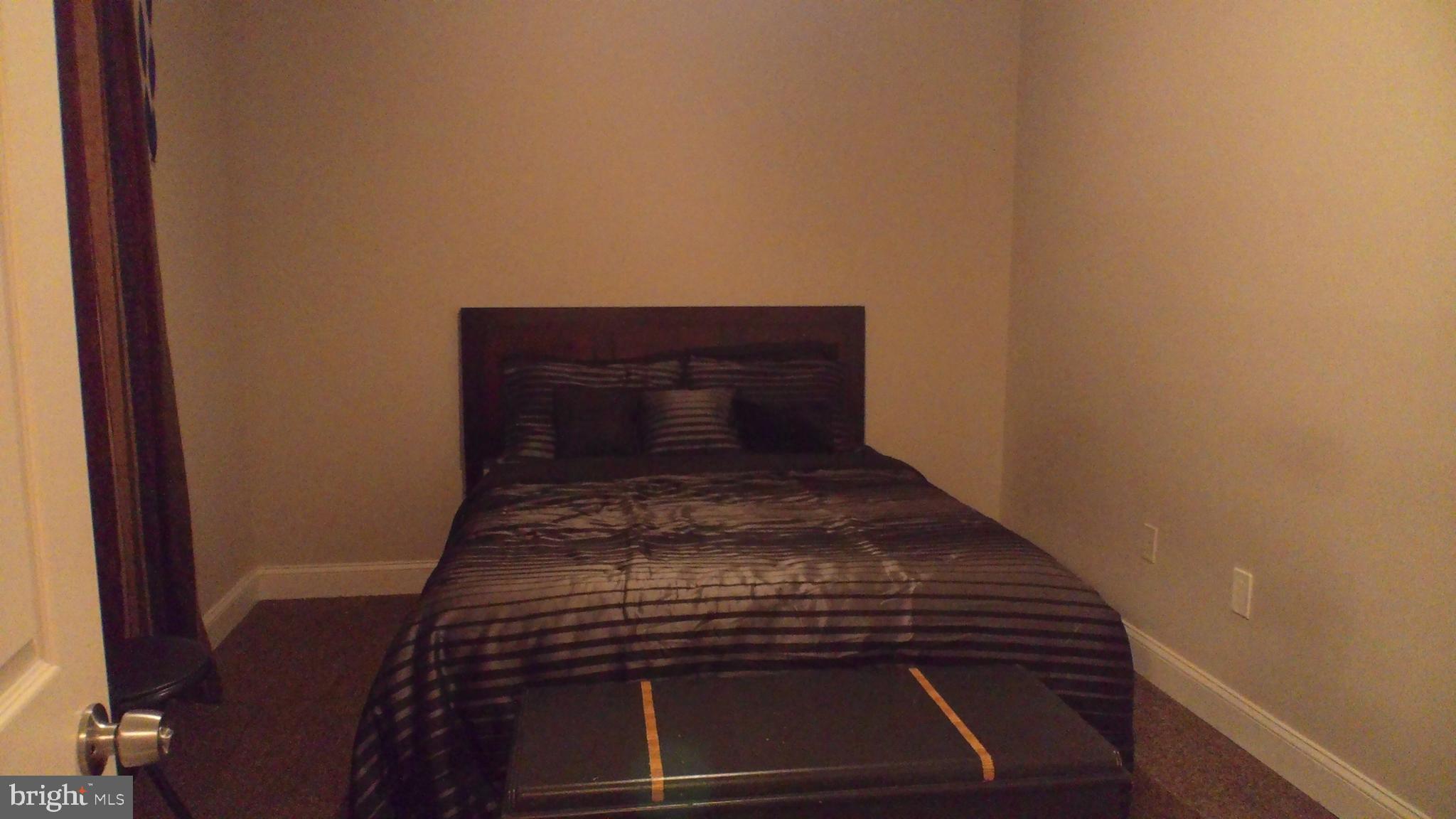 HILL OAKS - Residential