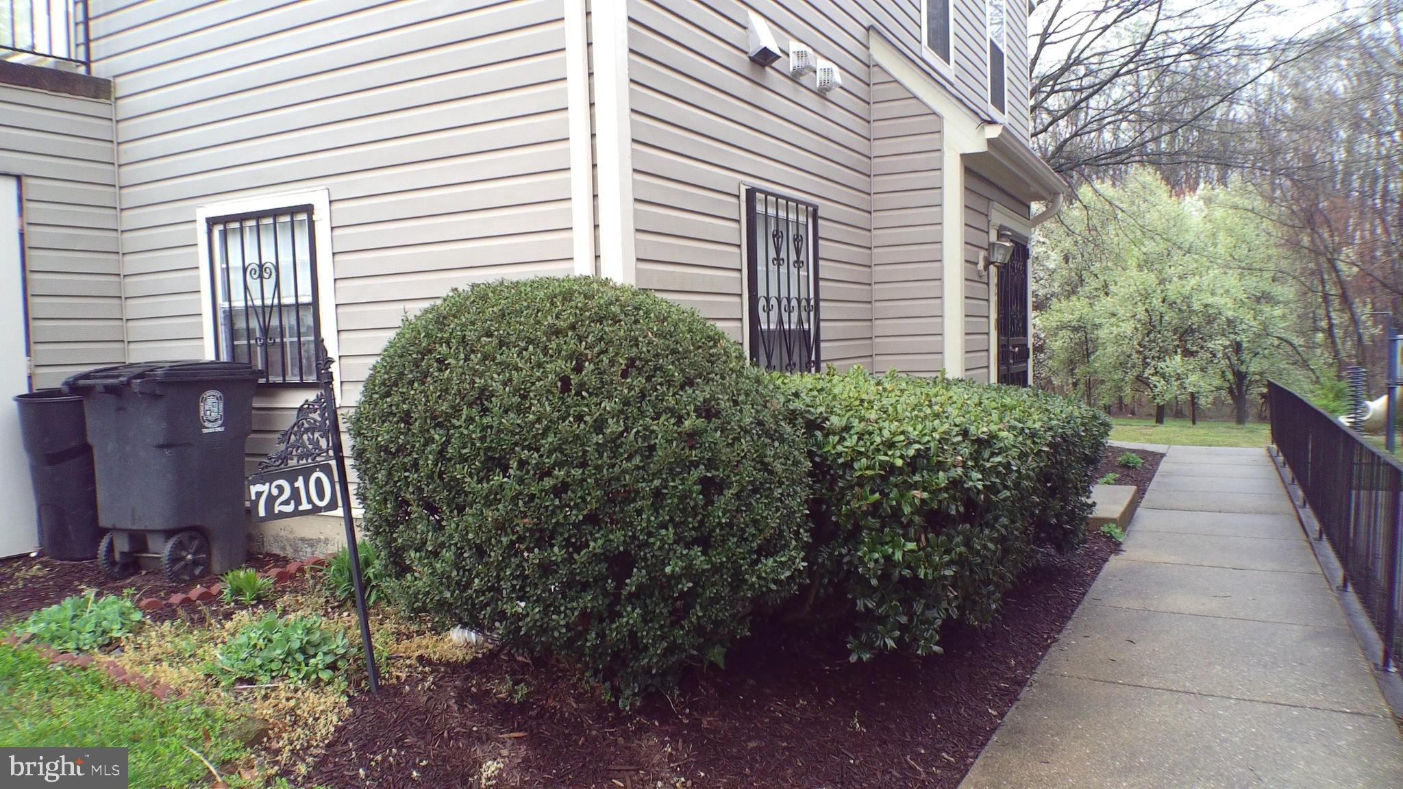 HILL OAKS - Residential