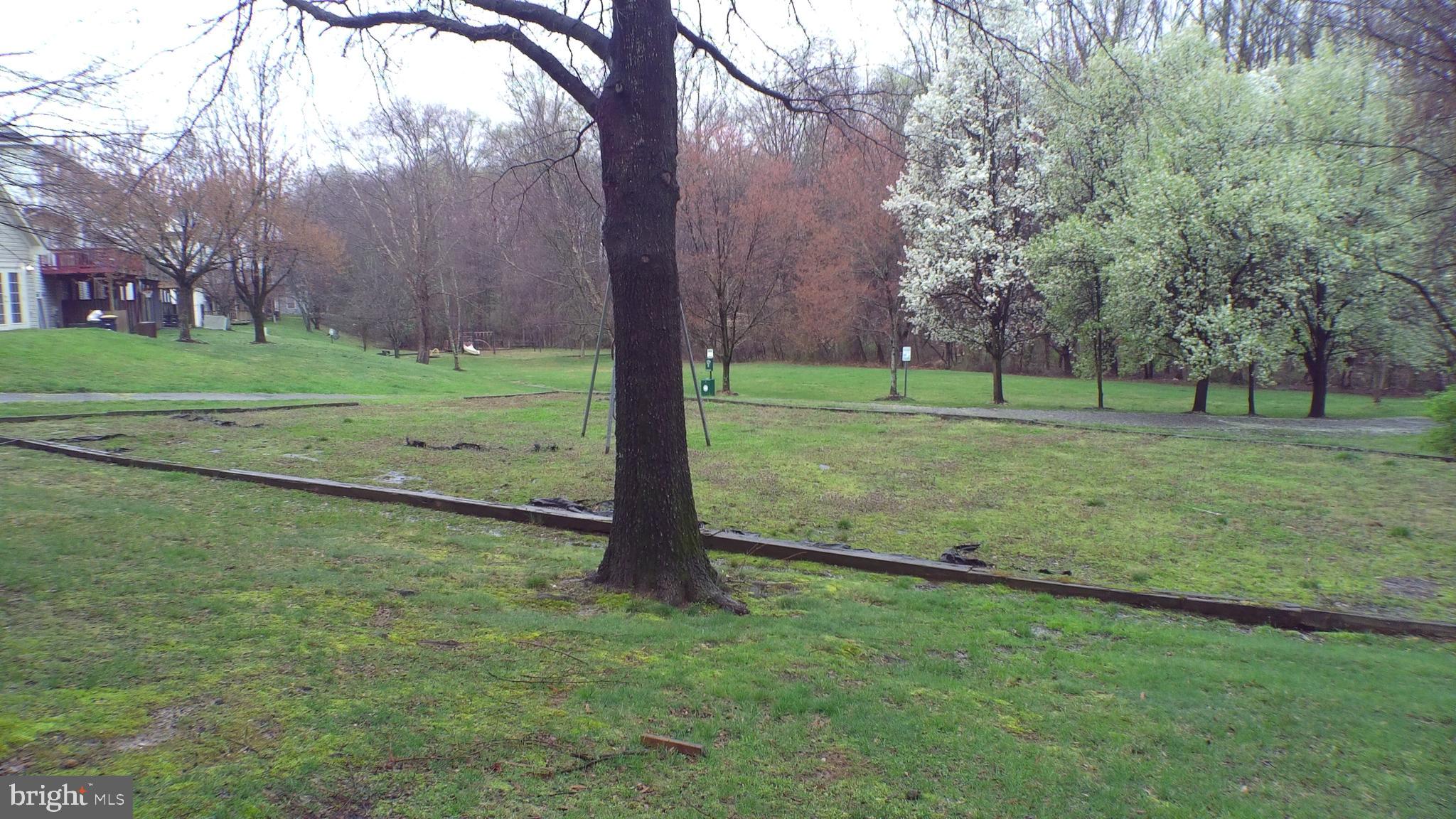 HILL OAKS - Residential