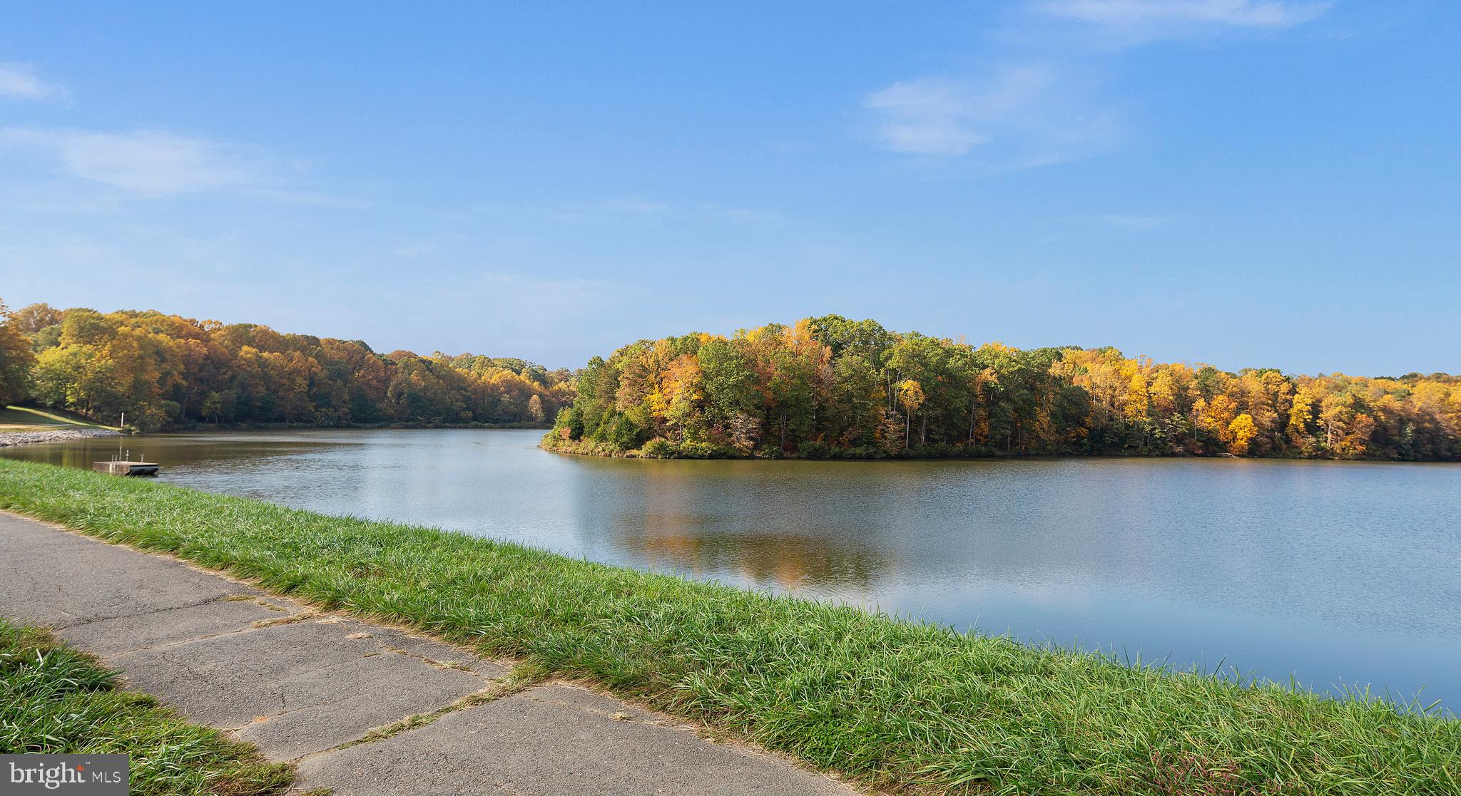 LAKEPOINTE - Residential