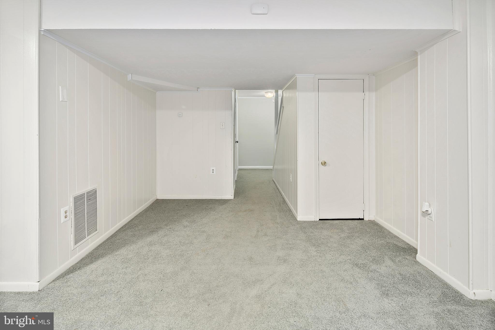 LAKEPOINTE - Residential