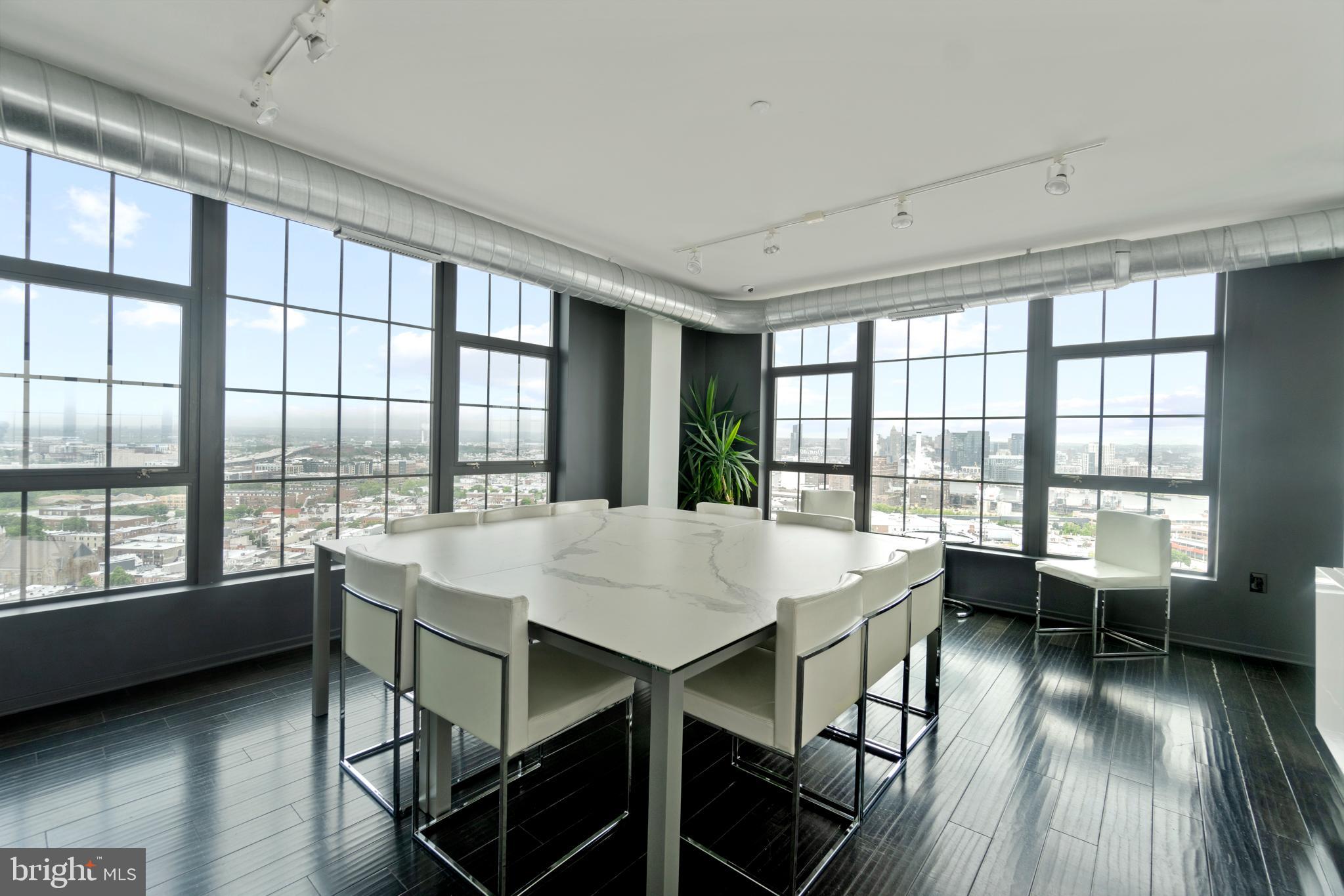 LOCUST POINT - Residential