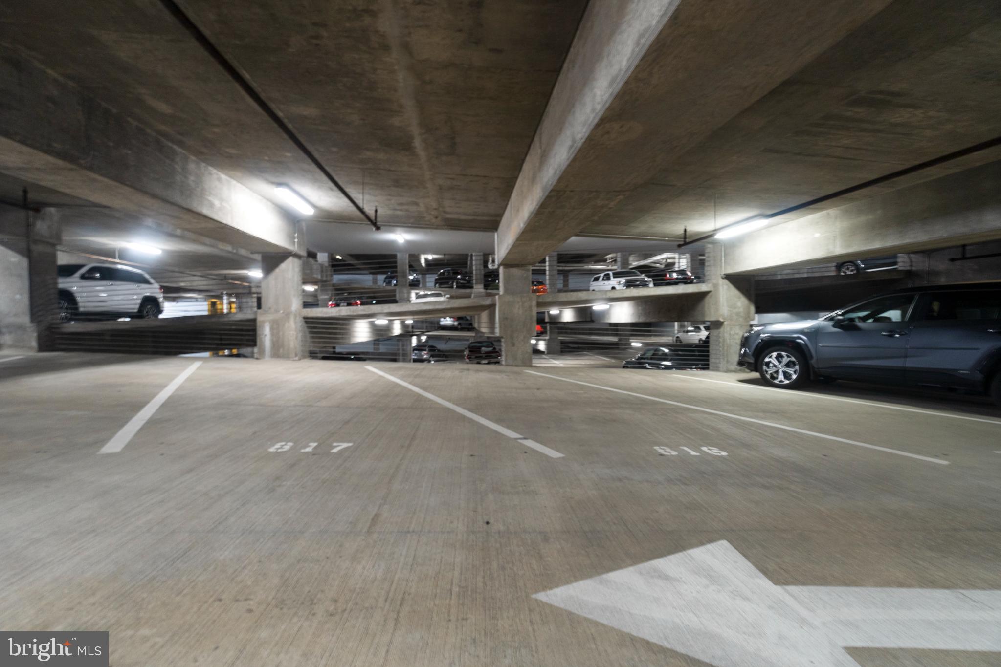 LOCUST POINT - Residential