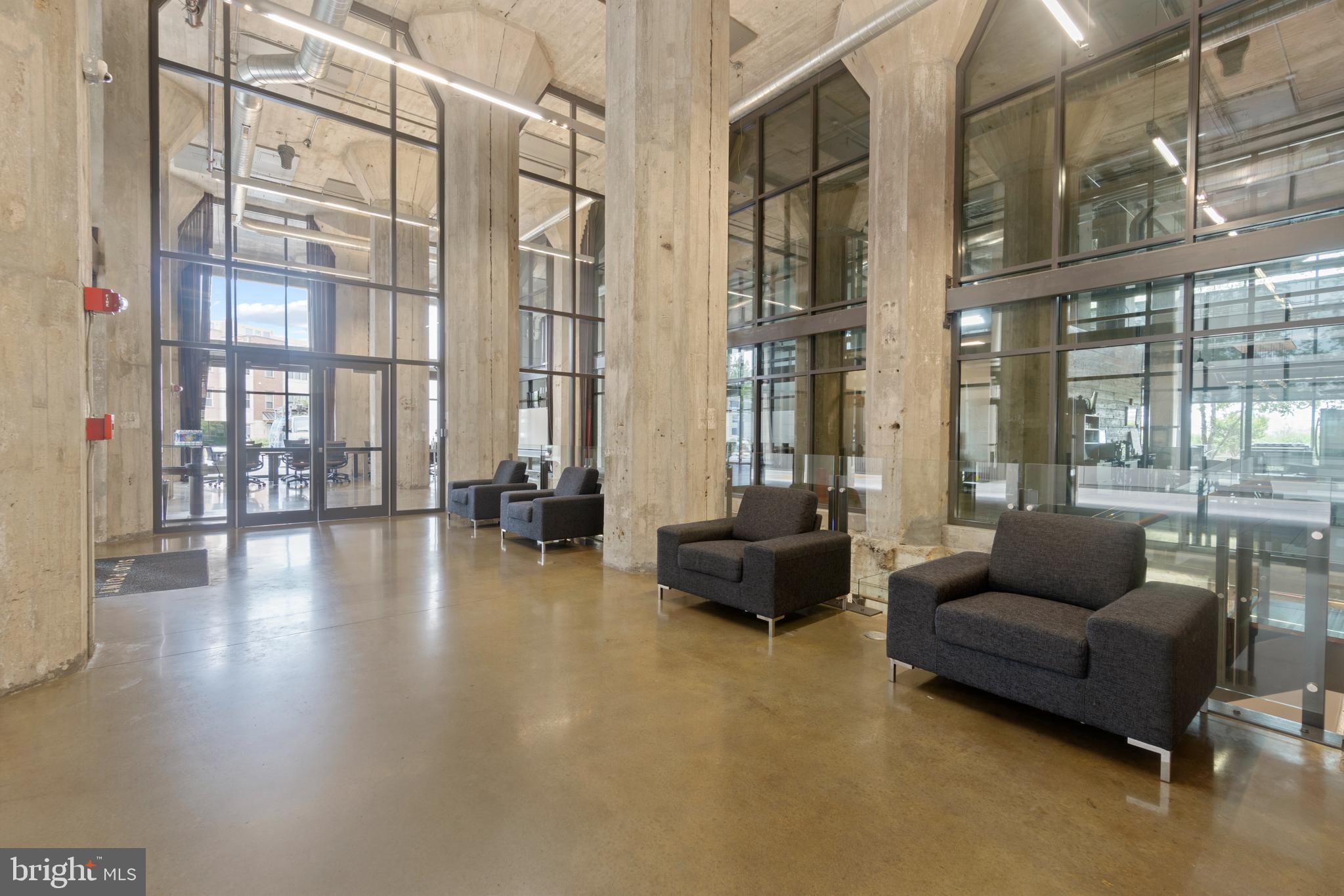 LOCUST POINT - Residential