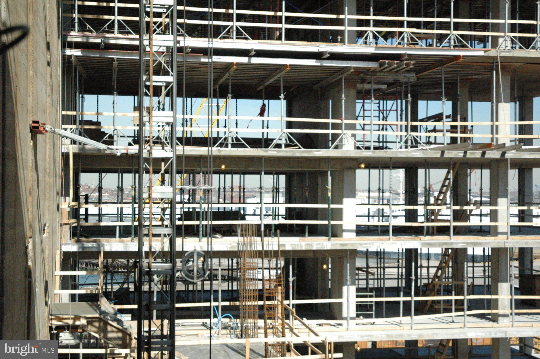 LOCUST POINT - Residential