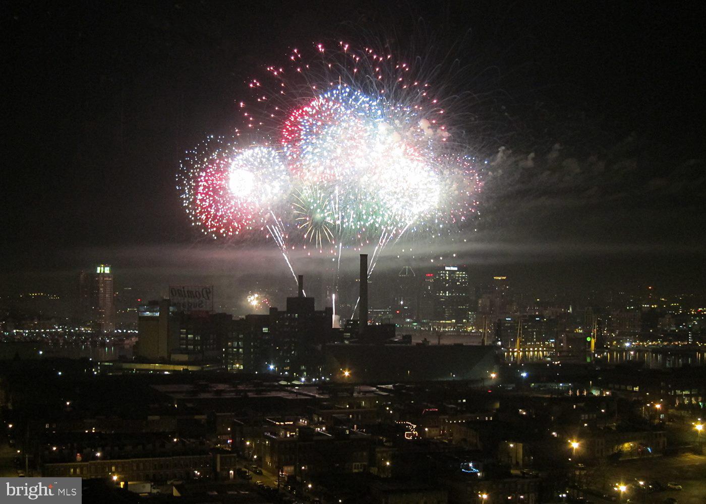 LOCUST POINT - Residential