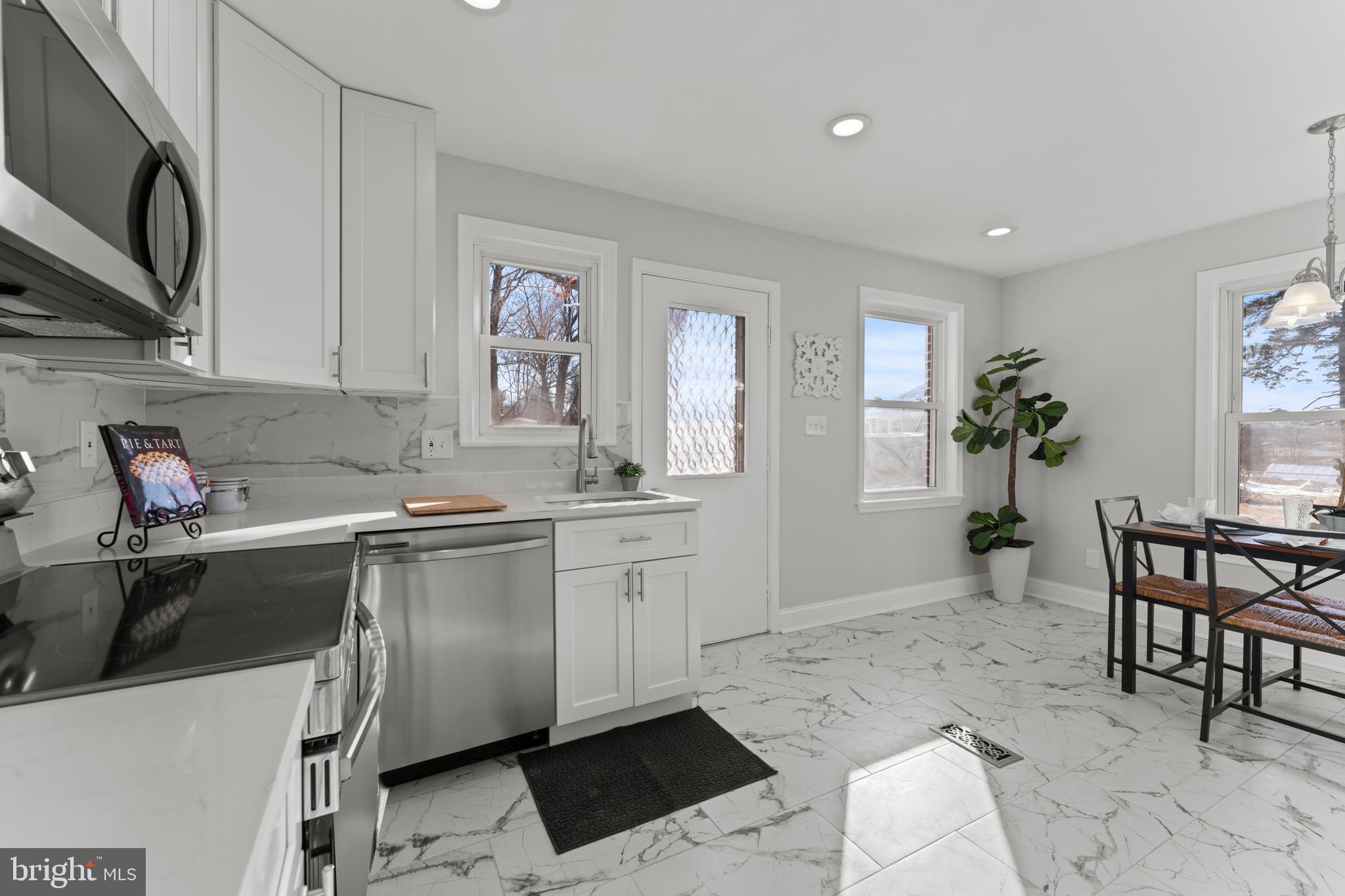 TIMONIUM HEIGHTS - Residential