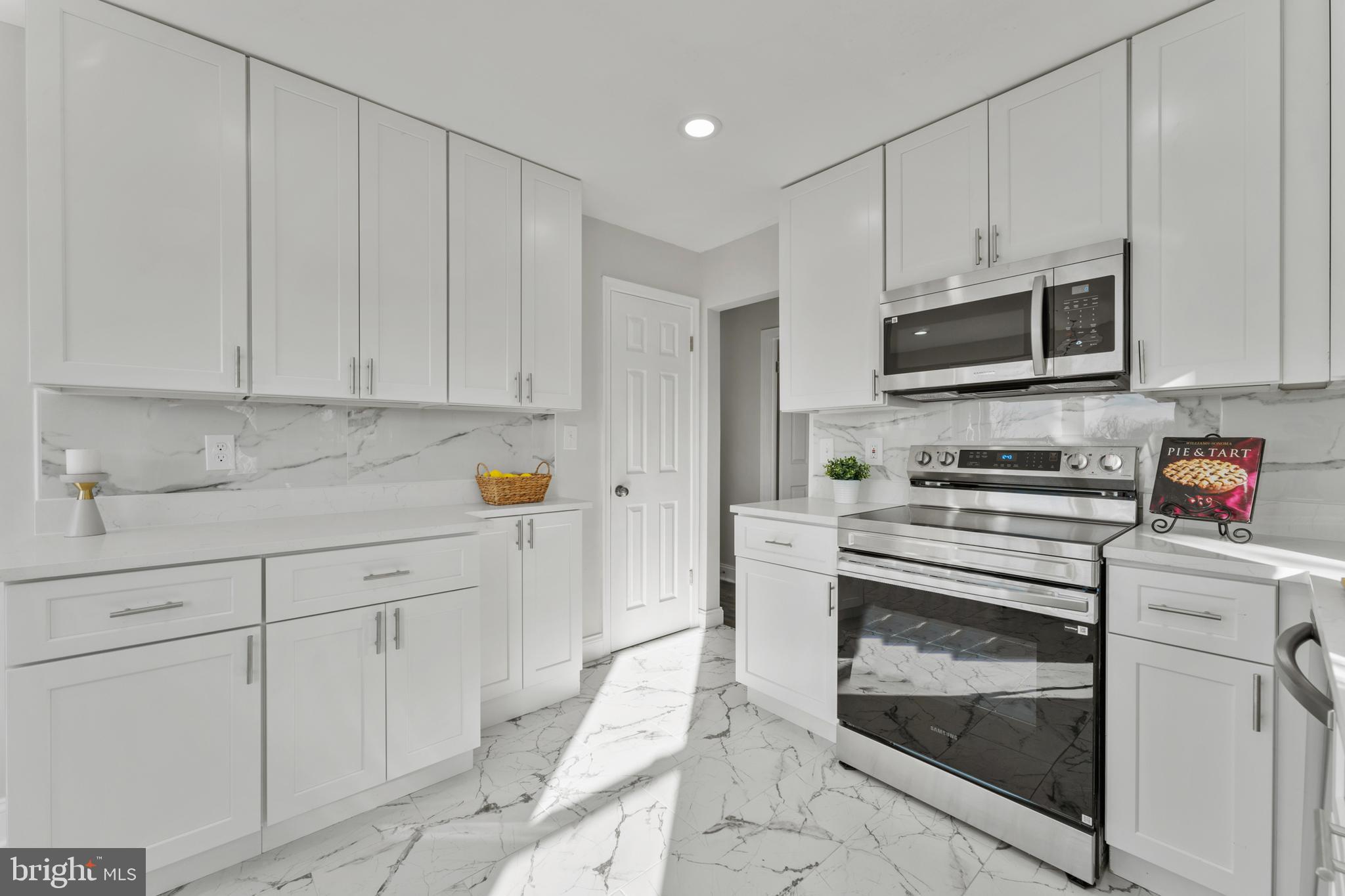 TIMONIUM HEIGHTS - Residential