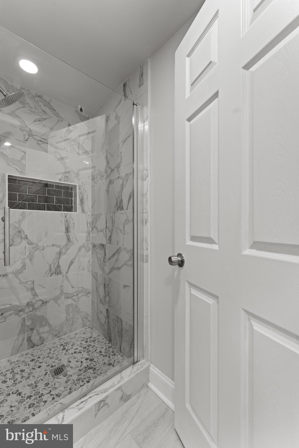 TIMONIUM HEIGHTS - Residential