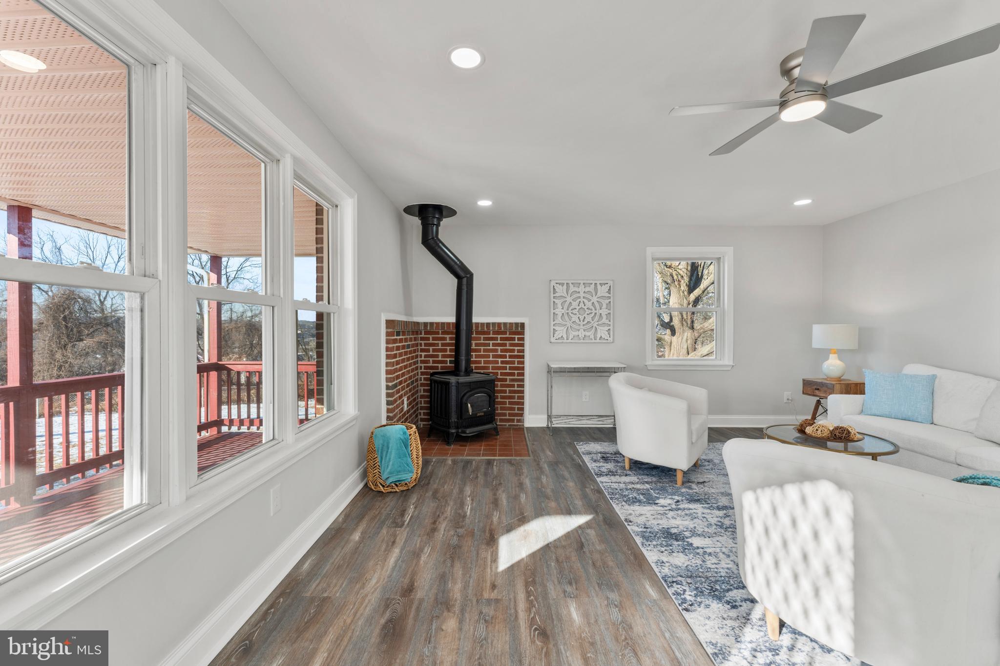 TIMONIUM HEIGHTS - Residential