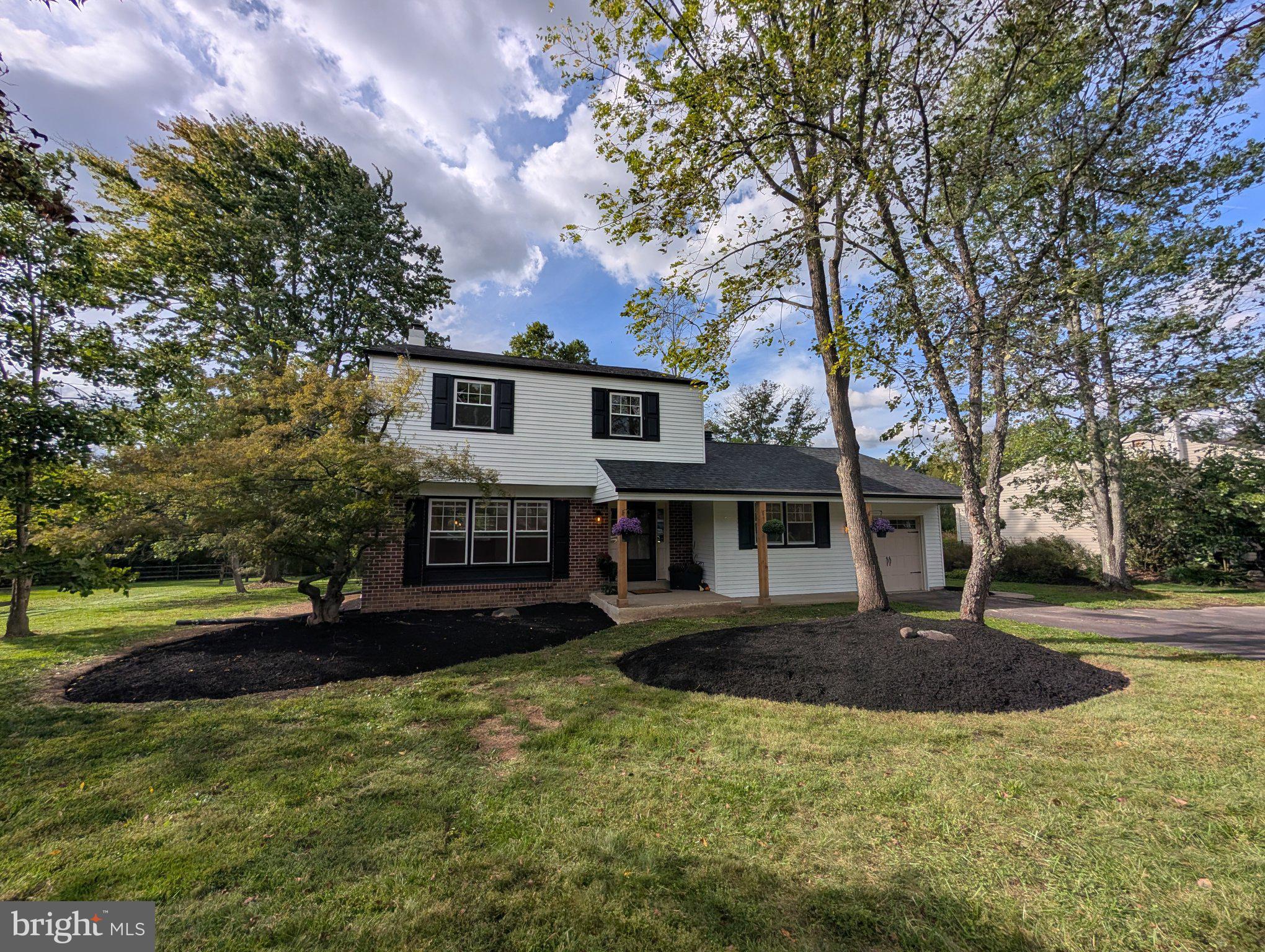 13 BROOK LANE