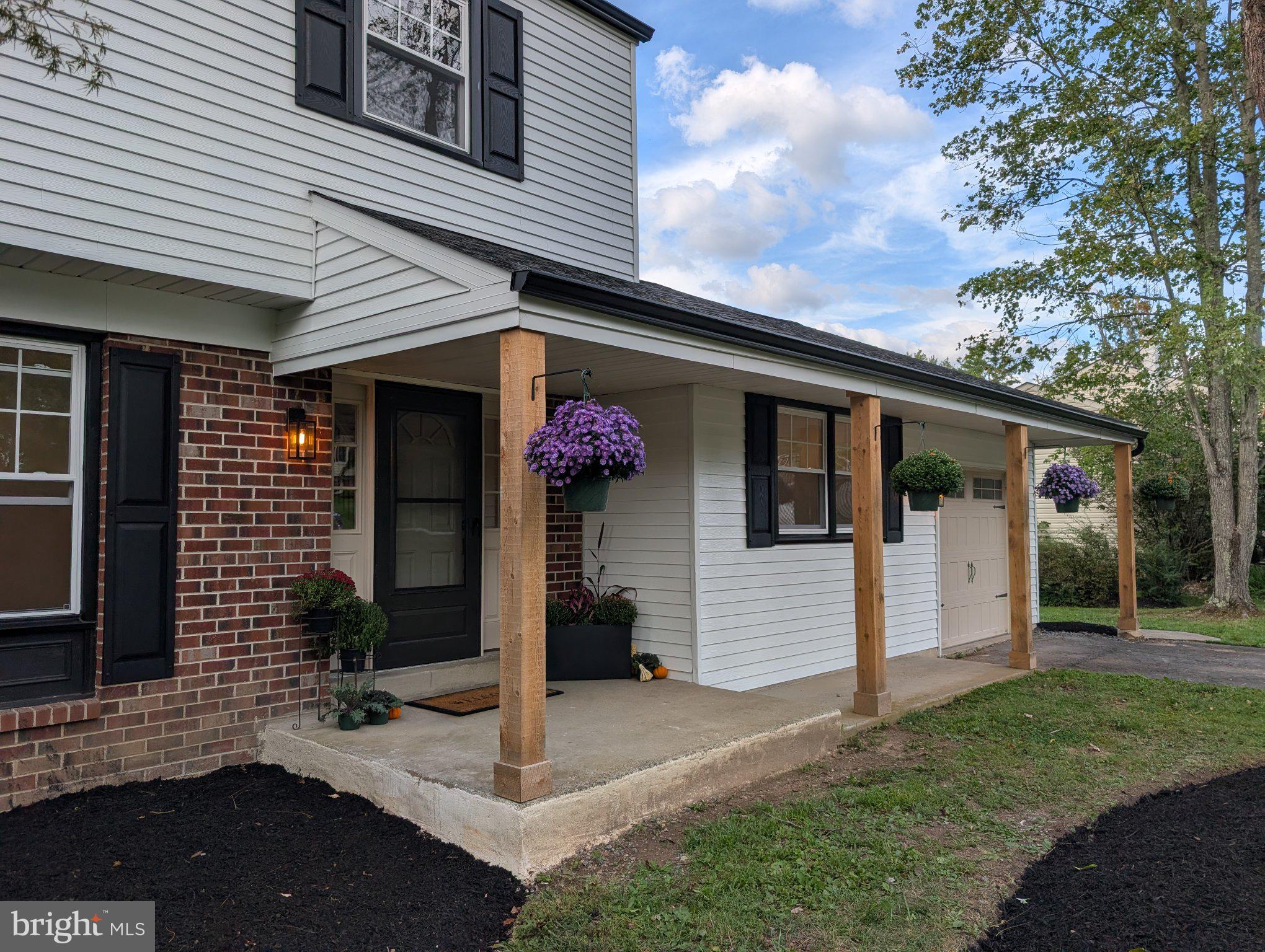 13 BROOK LANE