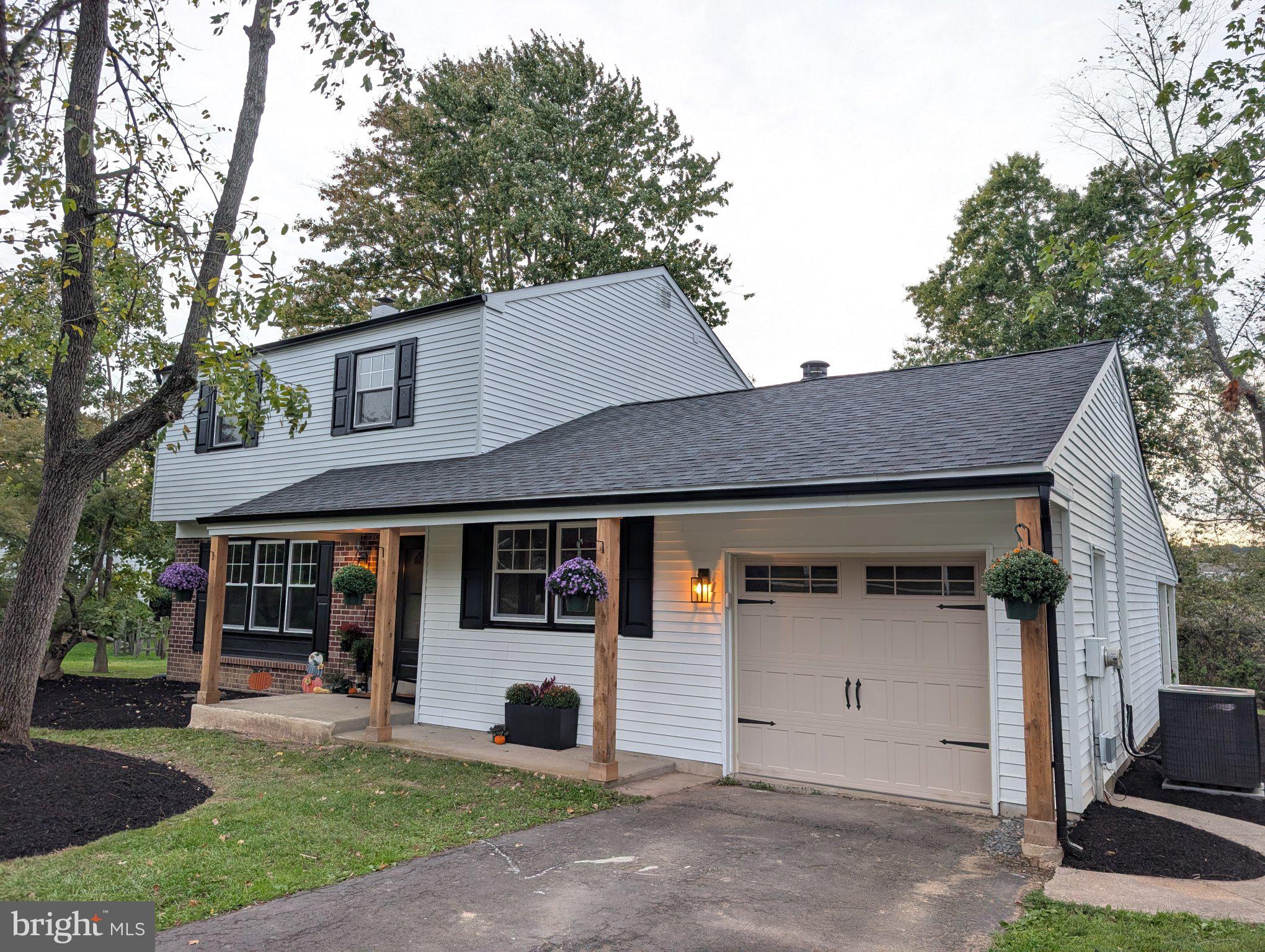 13 BROOK LANE