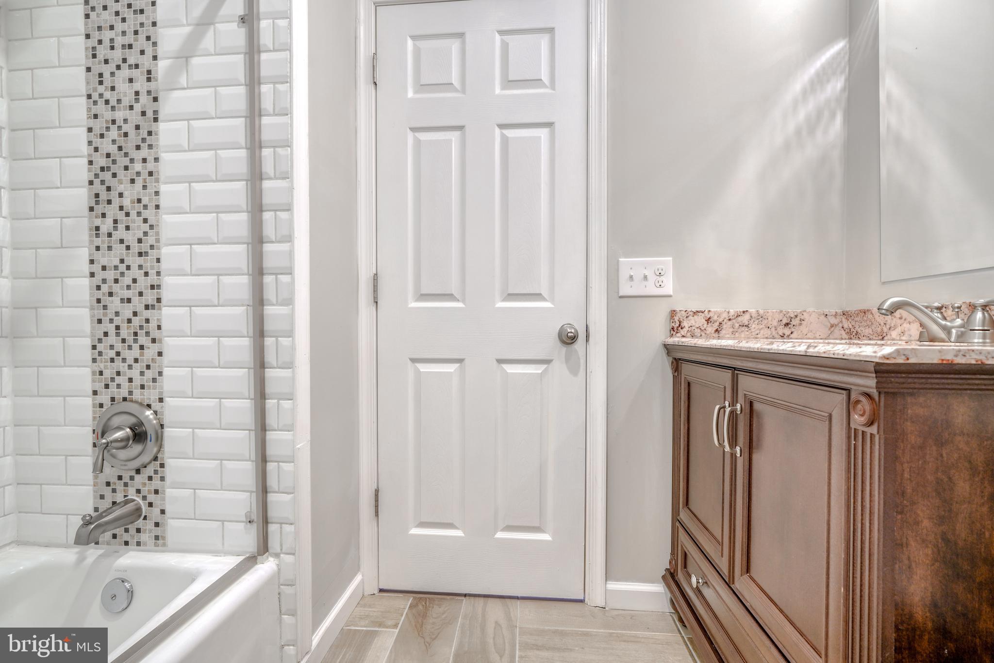 REMINGTON HISTORIC DISTRICT - Residential Lease