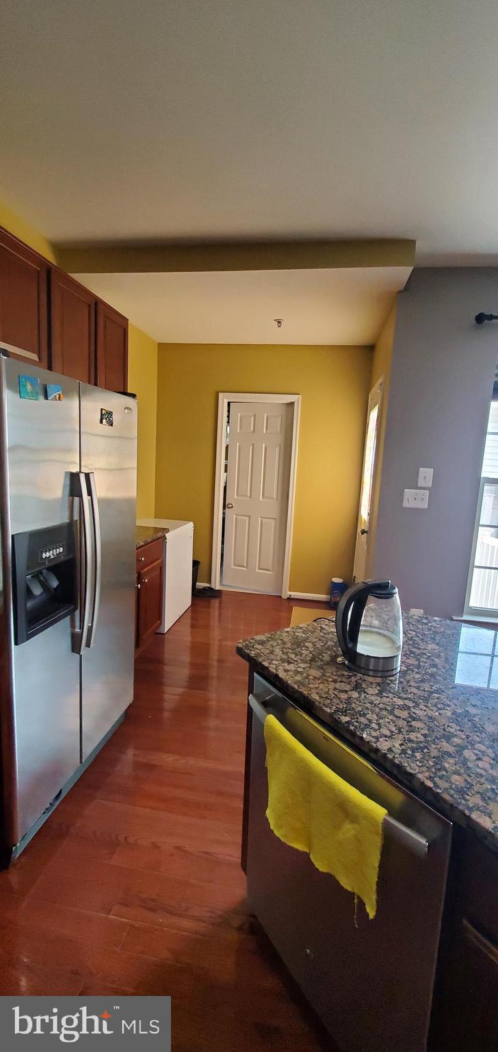 GREENWAY VILLAGE - Residential Lease