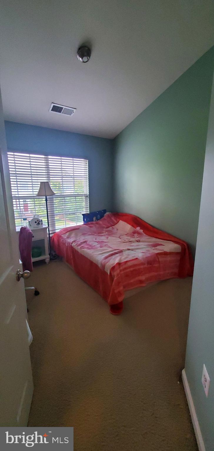 GREENWAY VILLAGE - Residential Lease