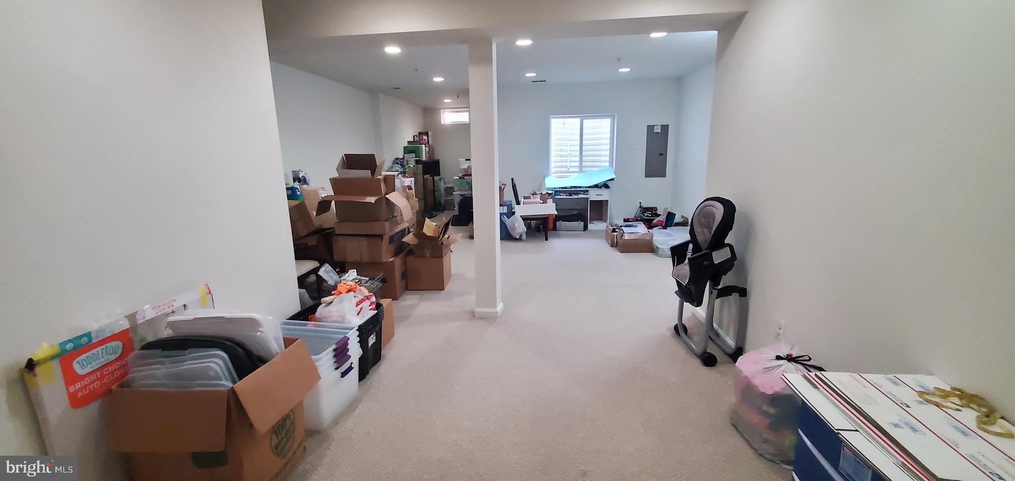 GREENWAY VILLAGE - Residential Lease