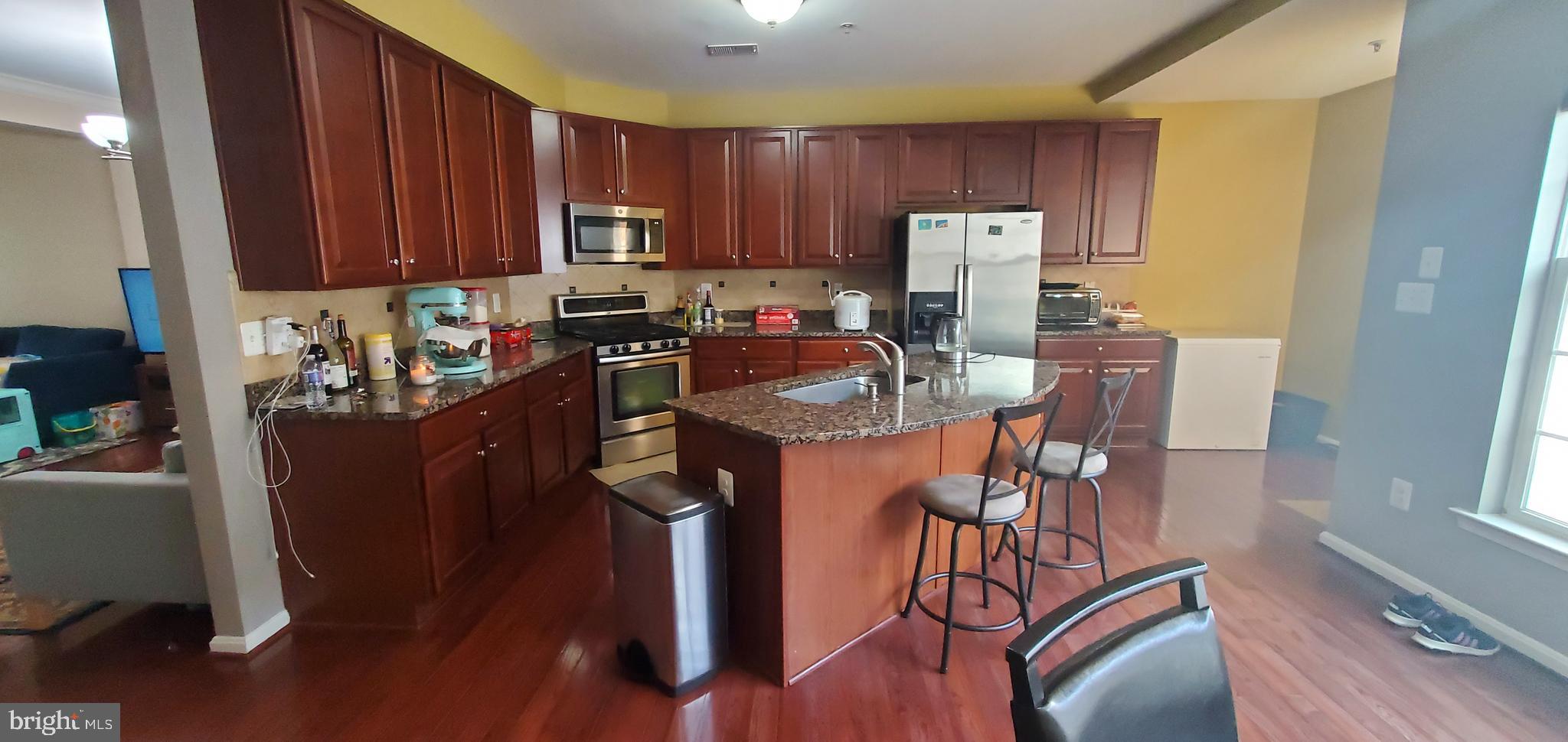 GREENWAY VILLAGE - Residential Lease