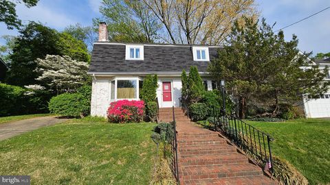 6542 35TH ROAD N ARLINGTON VA 22213