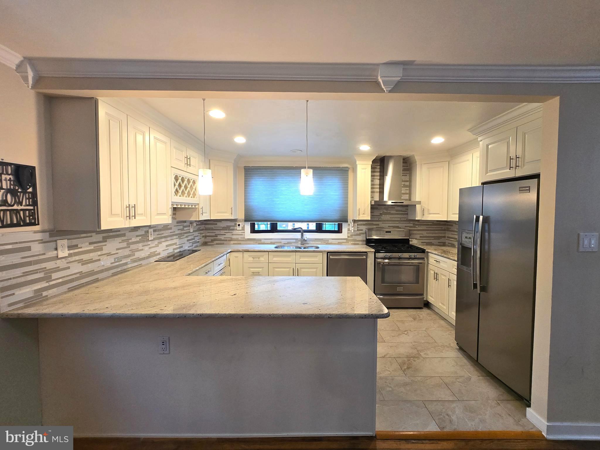 102 SUBURBAN TERRACE