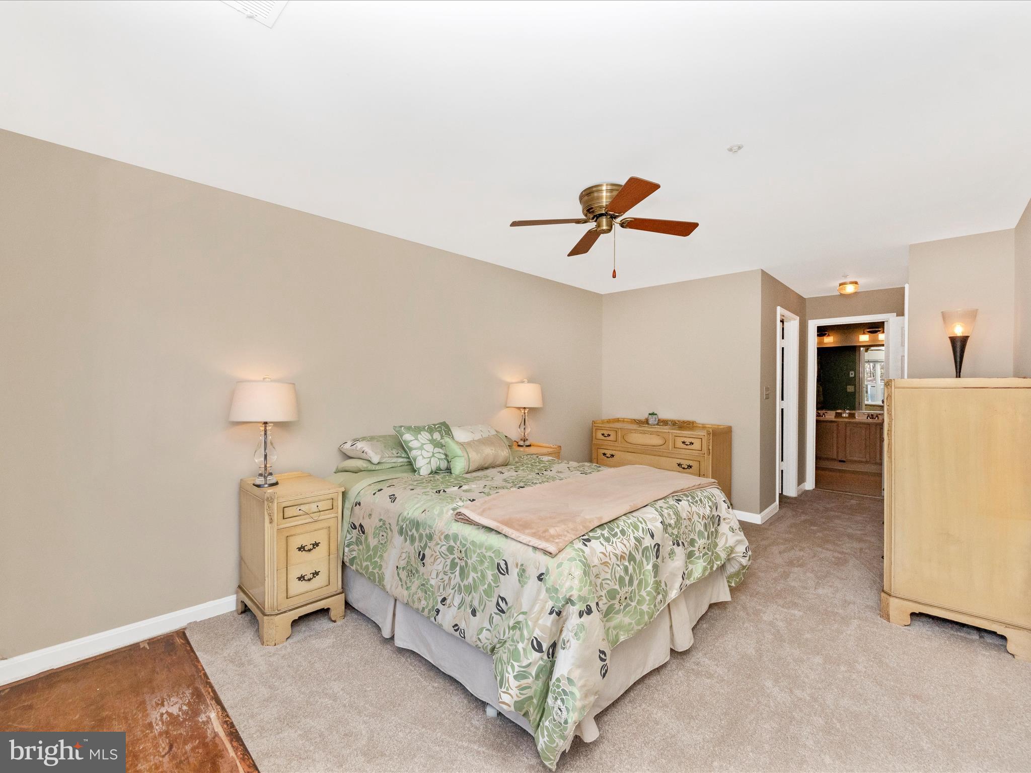 KENTLANDS RIDGE - Residential