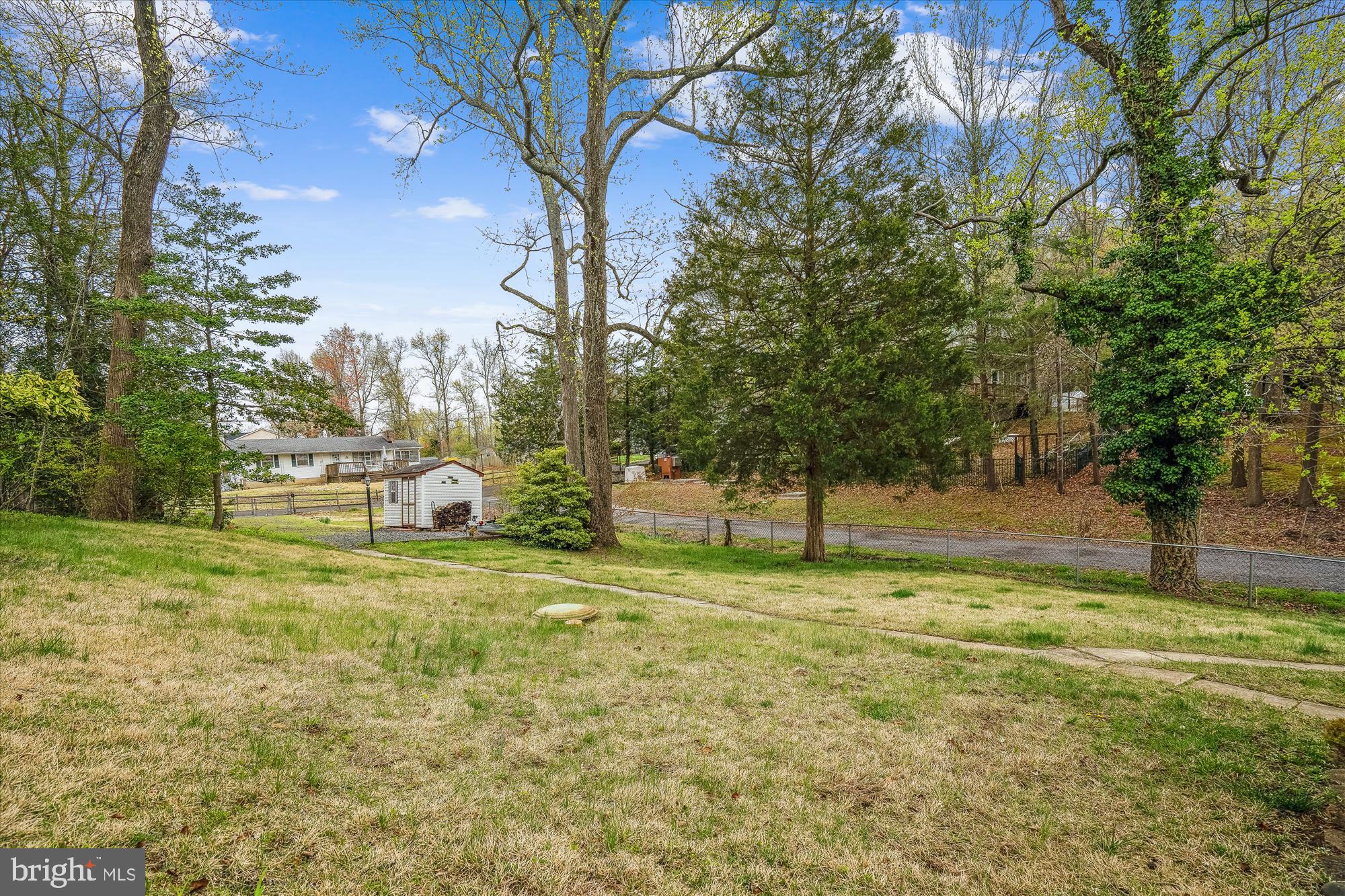 3904 DOGWOOD TRAIL