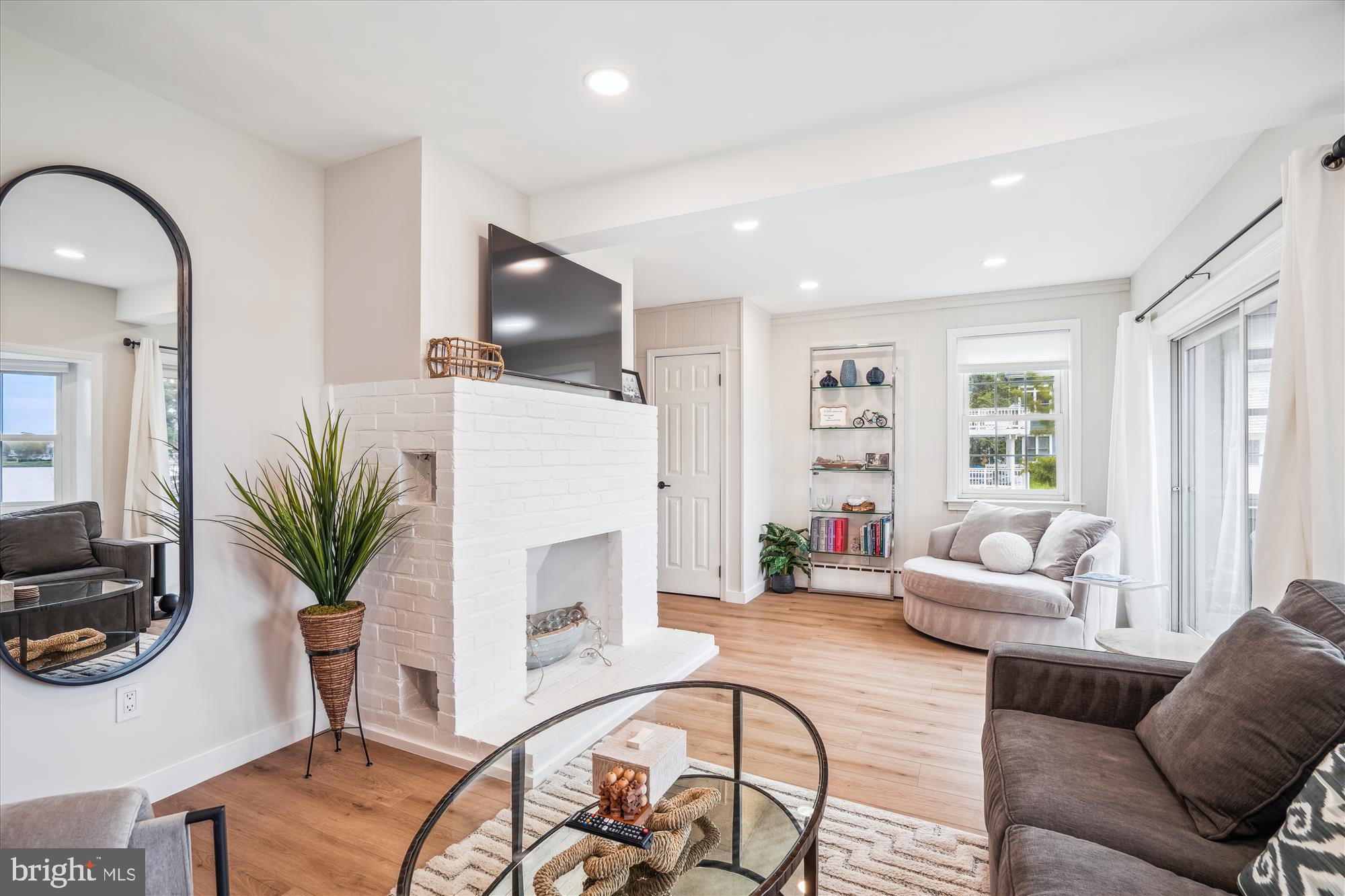 SHOREHAM BEACH - Residential