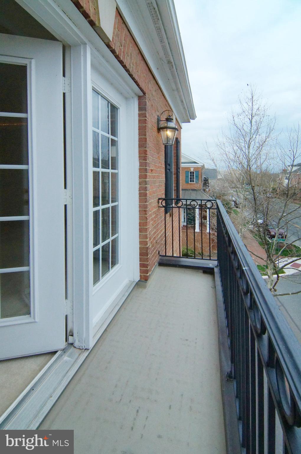 BELMONT BAY - Residential