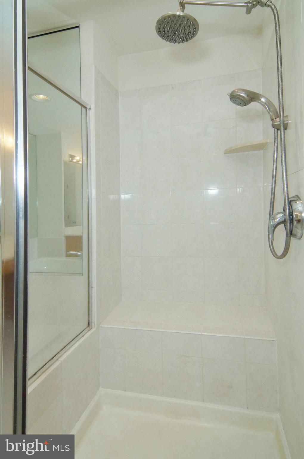 BELMONT BAY - Residential