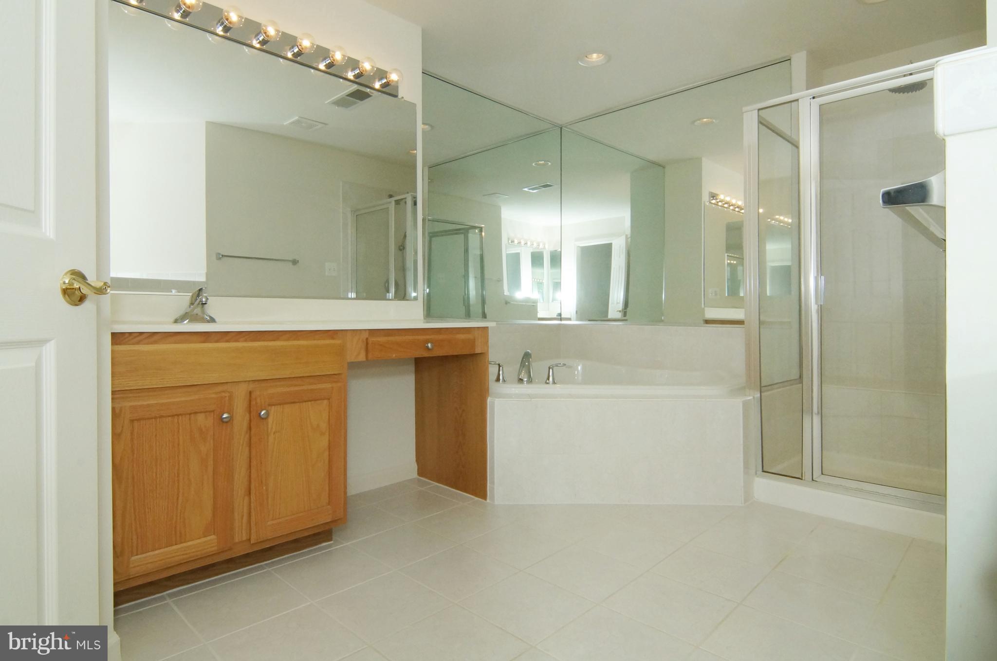 BELMONT BAY - Residential