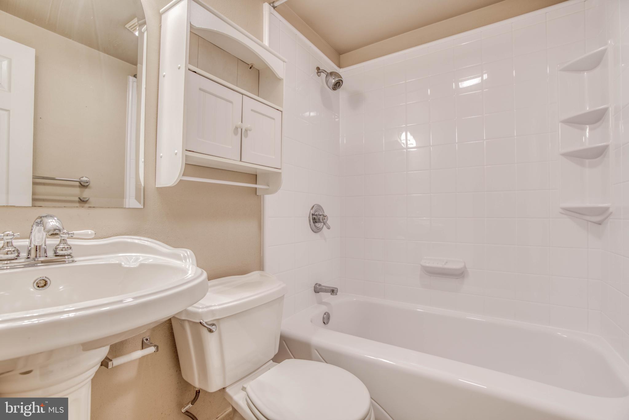 BELMONT SOUTH - Residential Lease