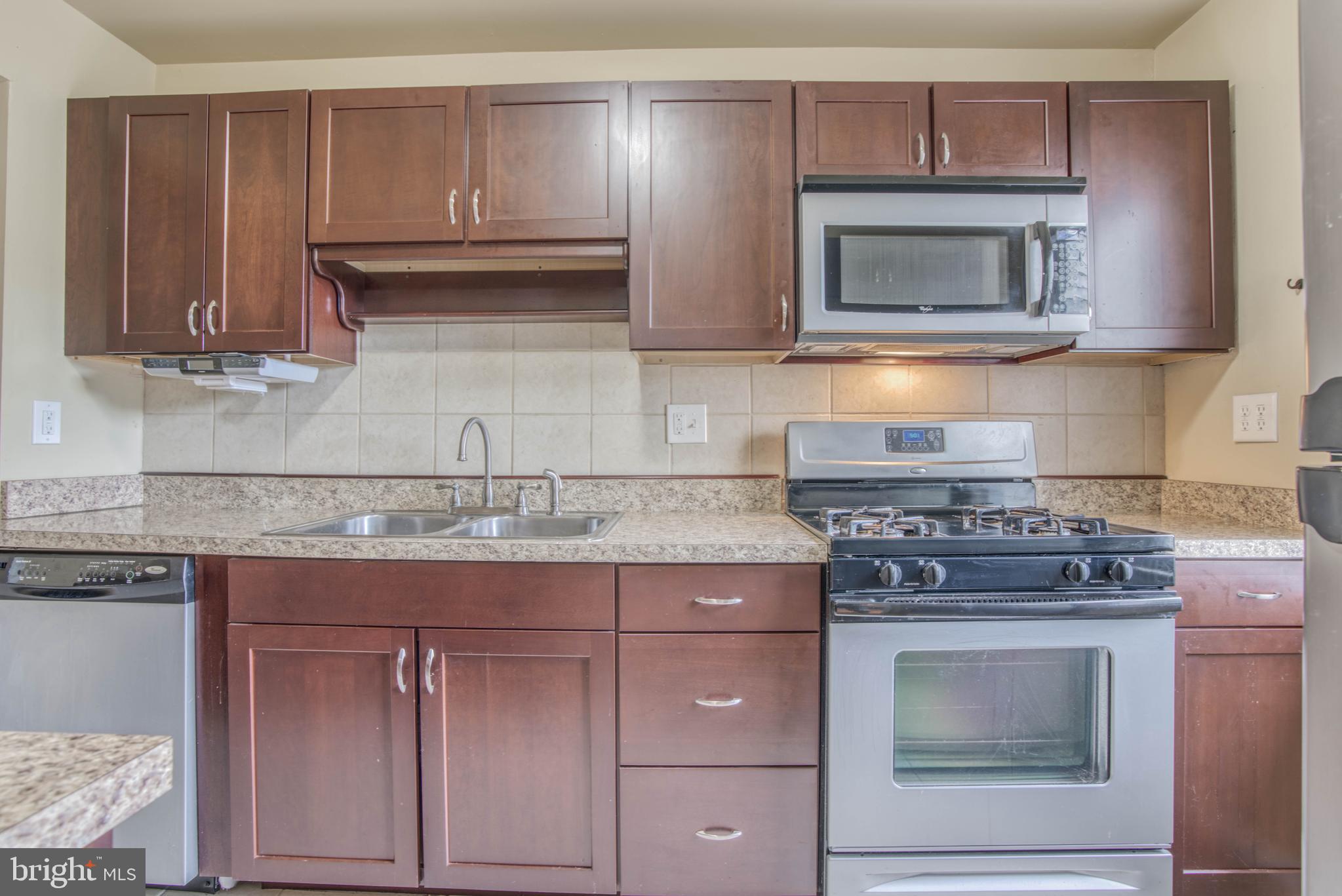 BELMONT SOUTH - Residential Lease