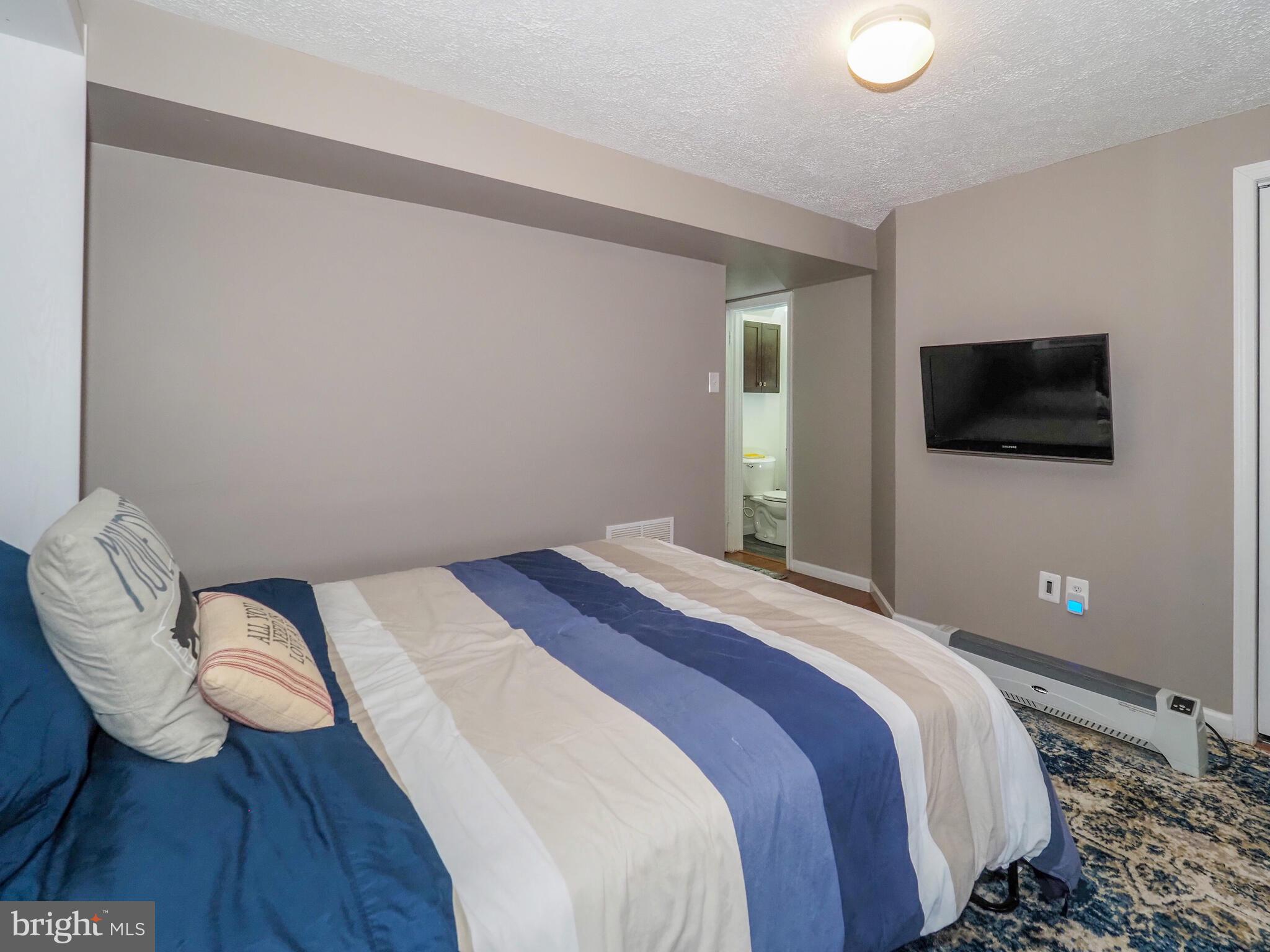 GREENCASTLE LAKE - Residential