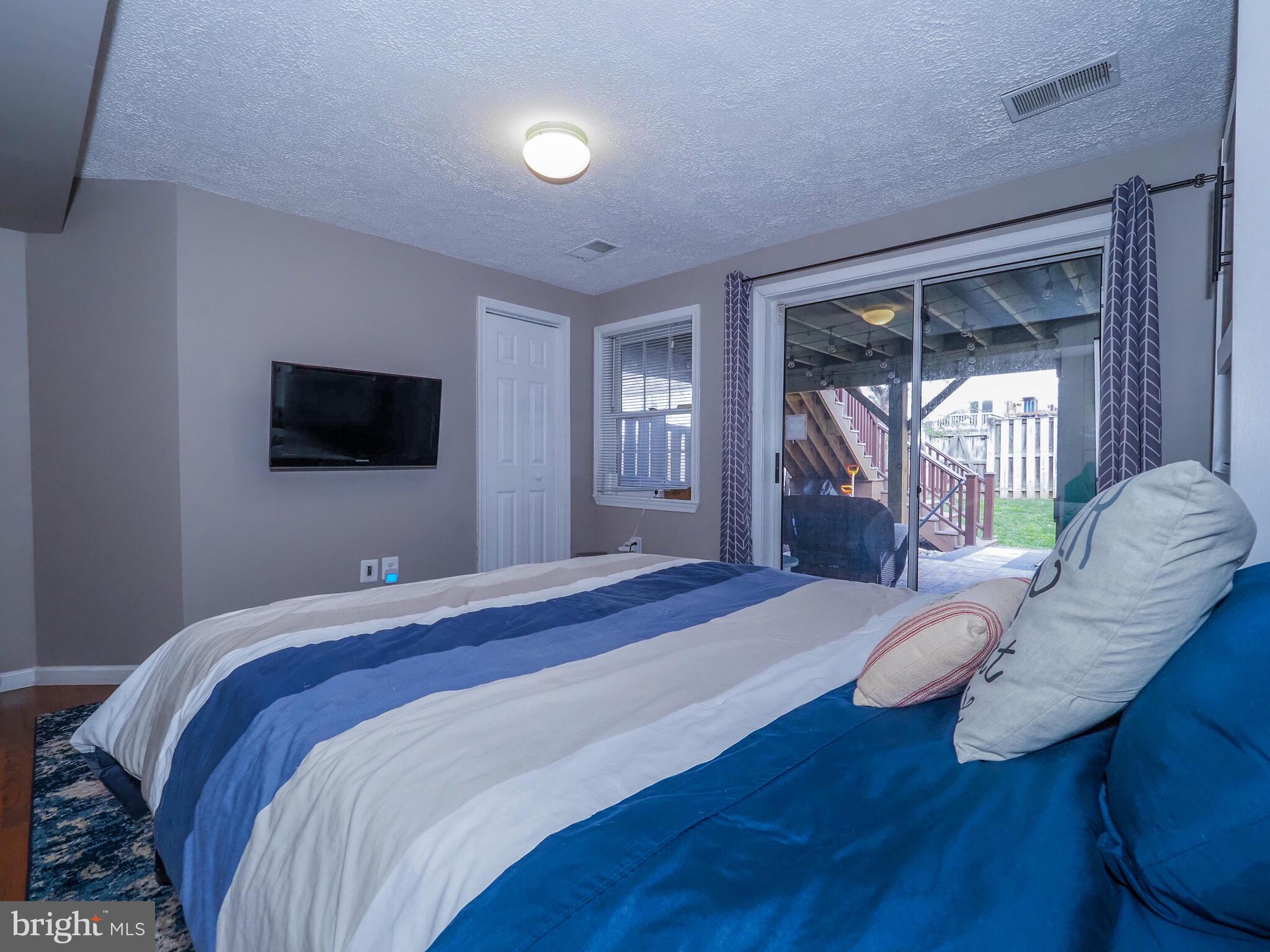 GREENCASTLE LAKE - Residential