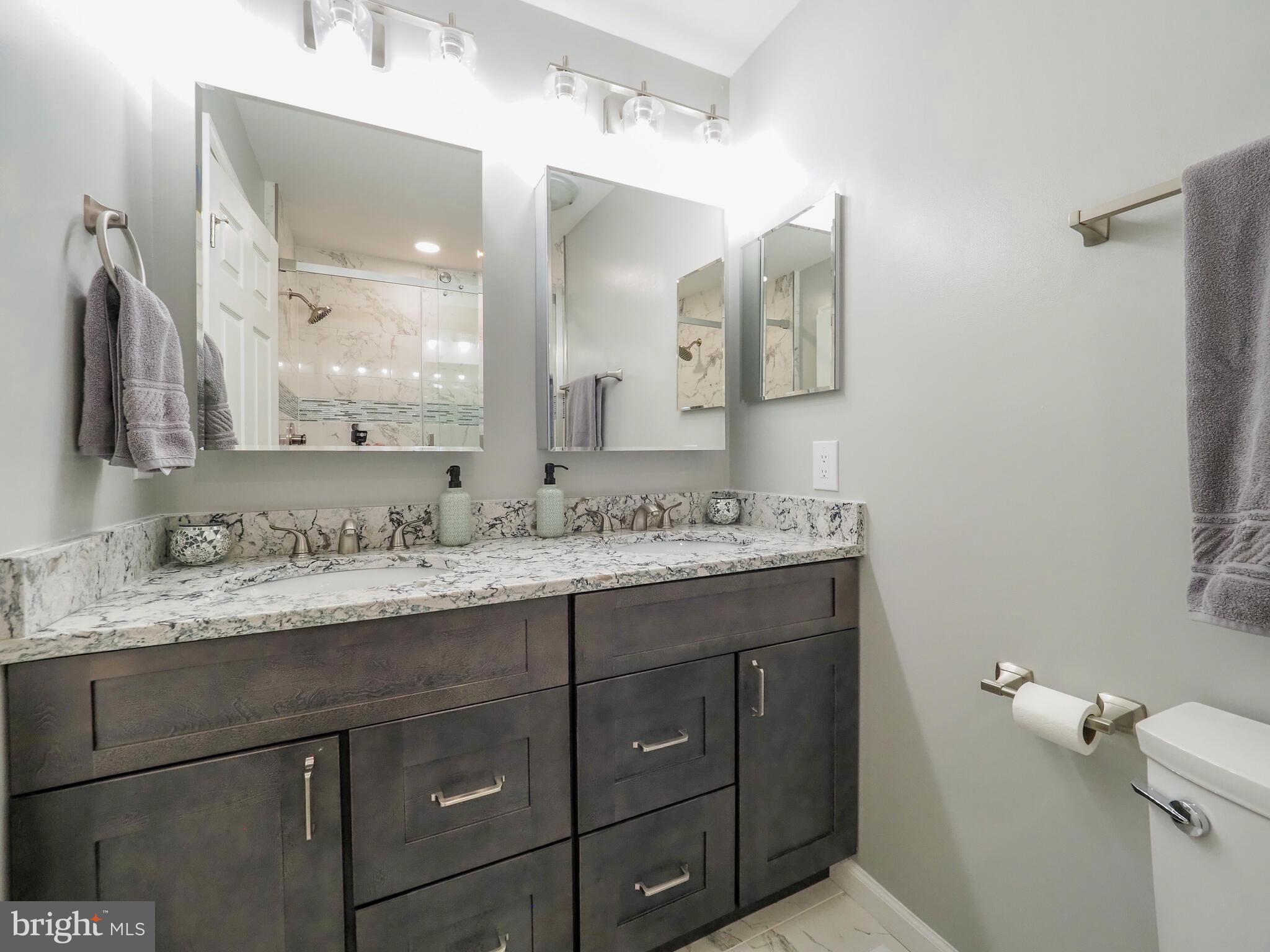 GREENCASTLE LAKE - Residential