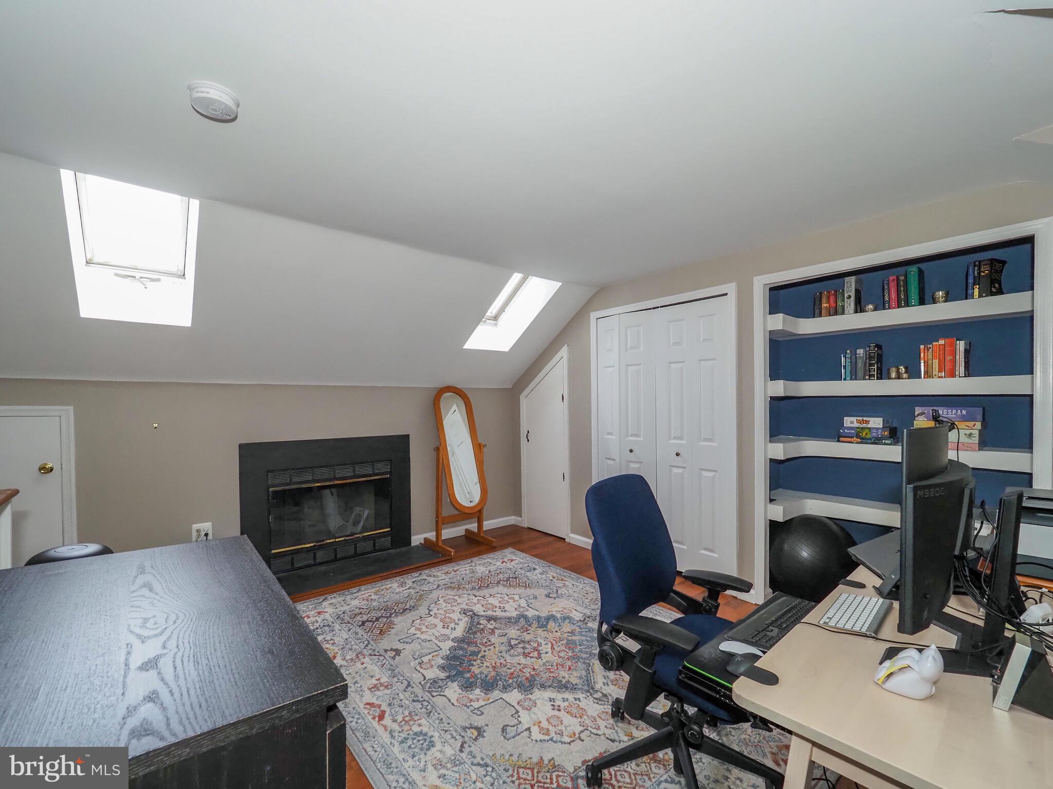 GREENCASTLE LAKE - Residential