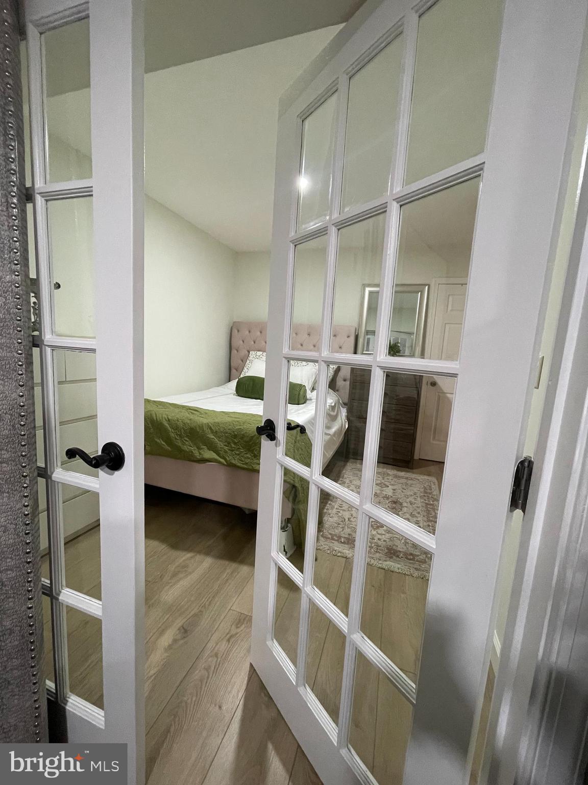 WEST END PARK - Residential Lease