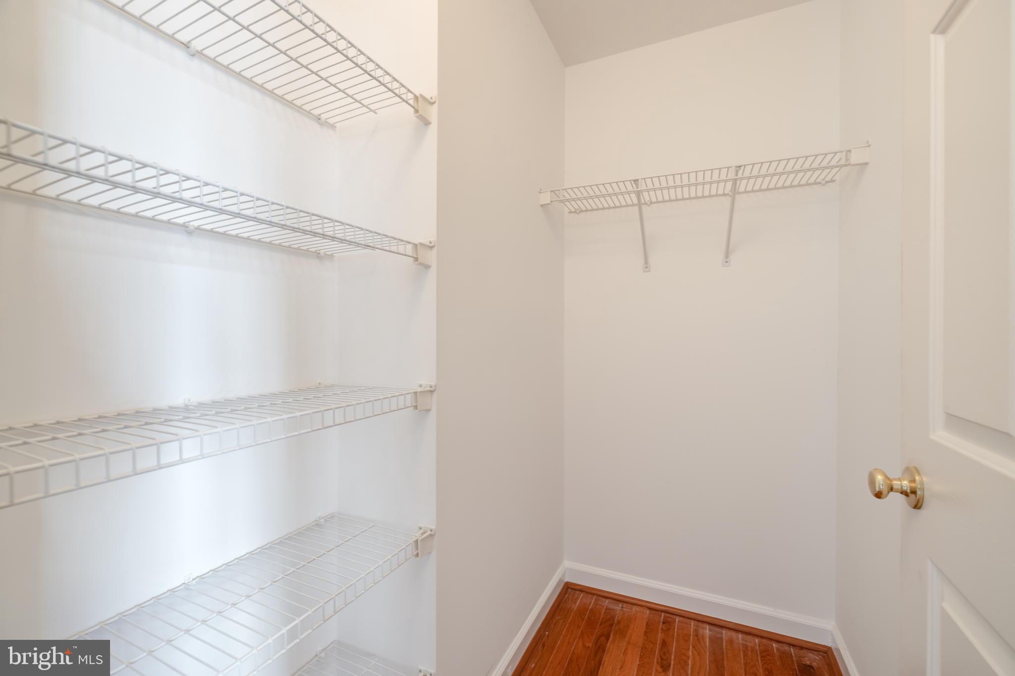 JEFFERSON PARK TOWNHOUSE - Residential