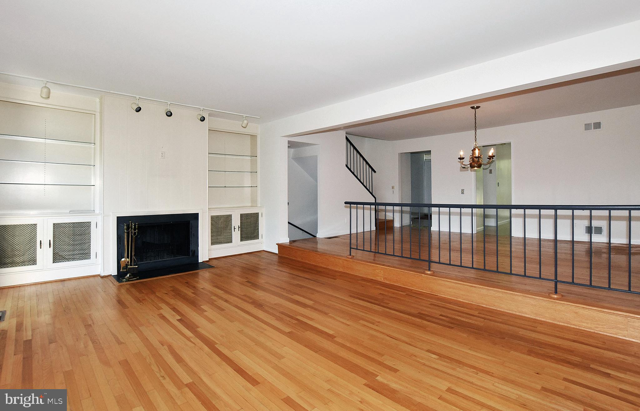 NEW MARK COMMONS - Residential Lease