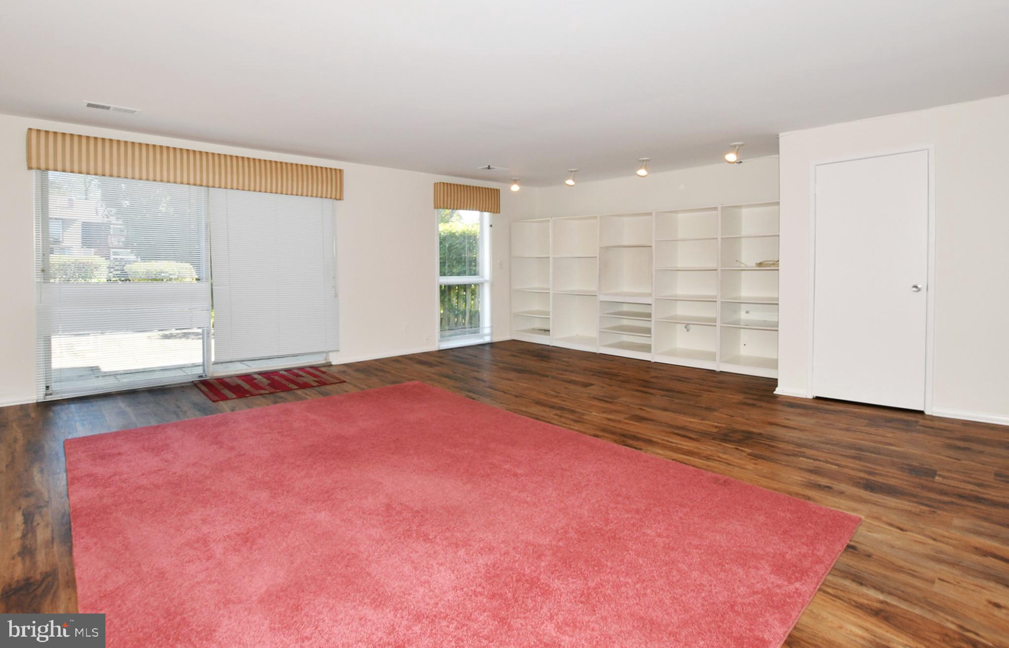 NEW MARK COMMONS - Residential Lease