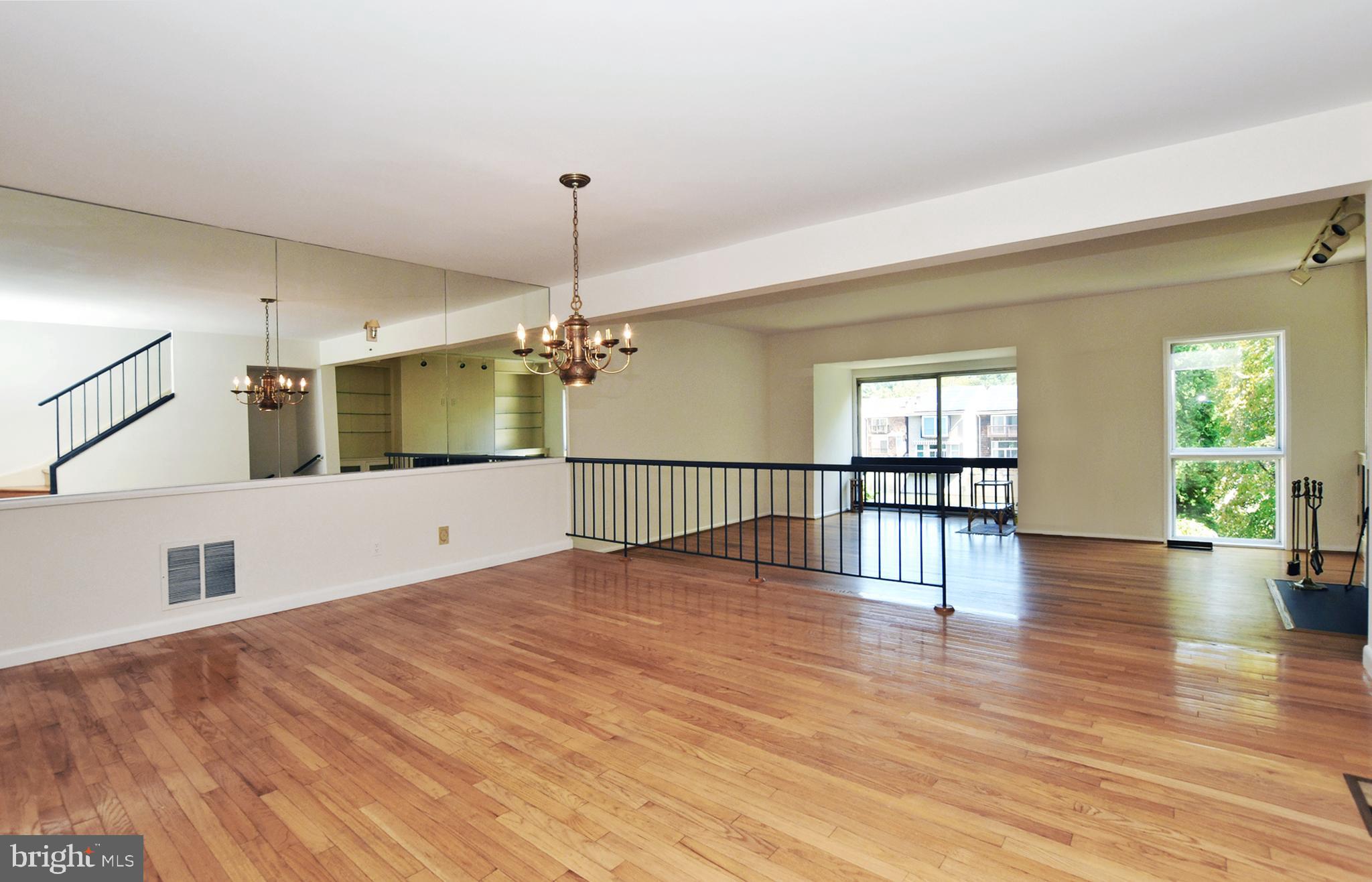 NEW MARK COMMONS - Residential Lease