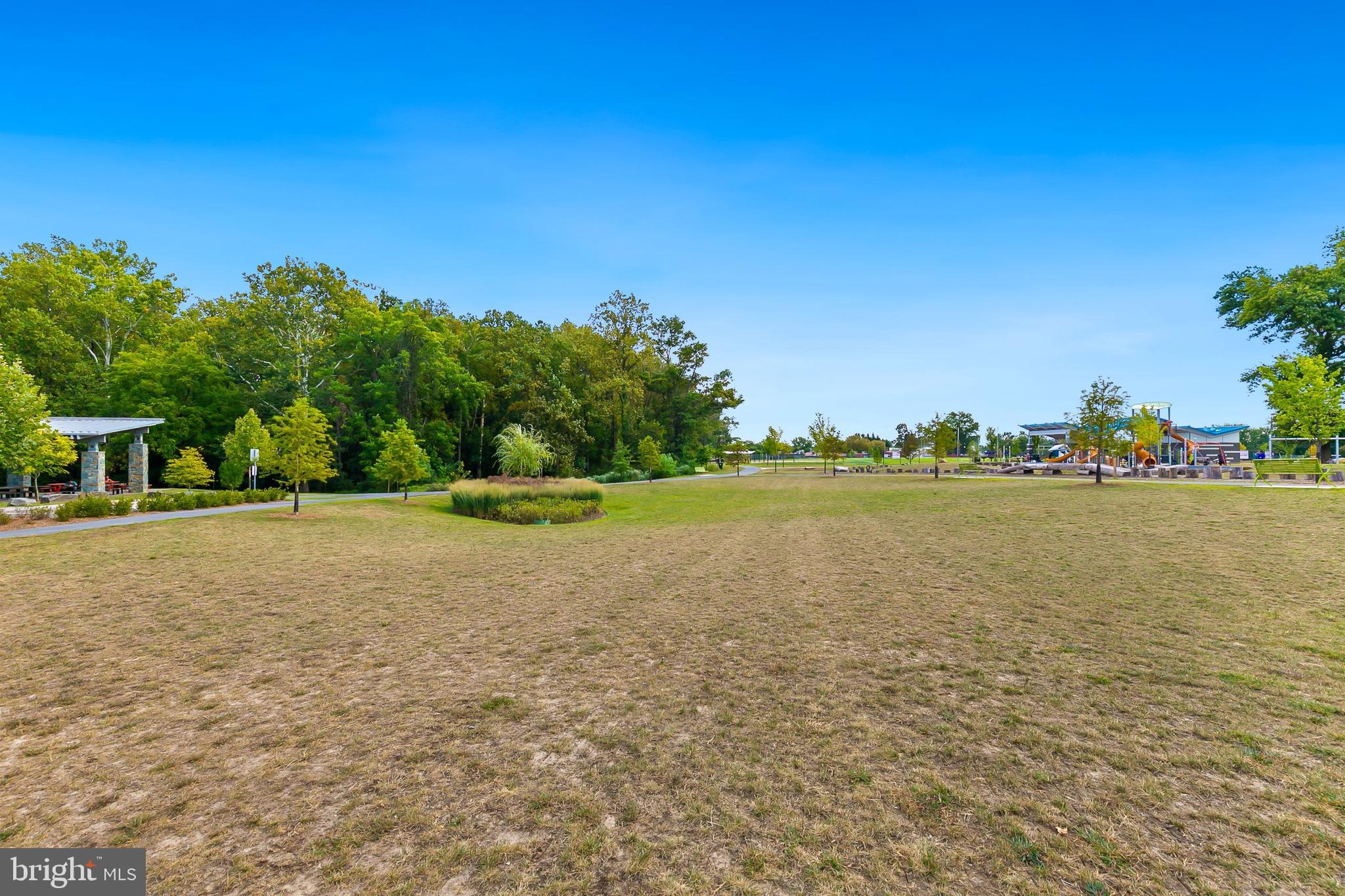 HILLANDALE - Residential