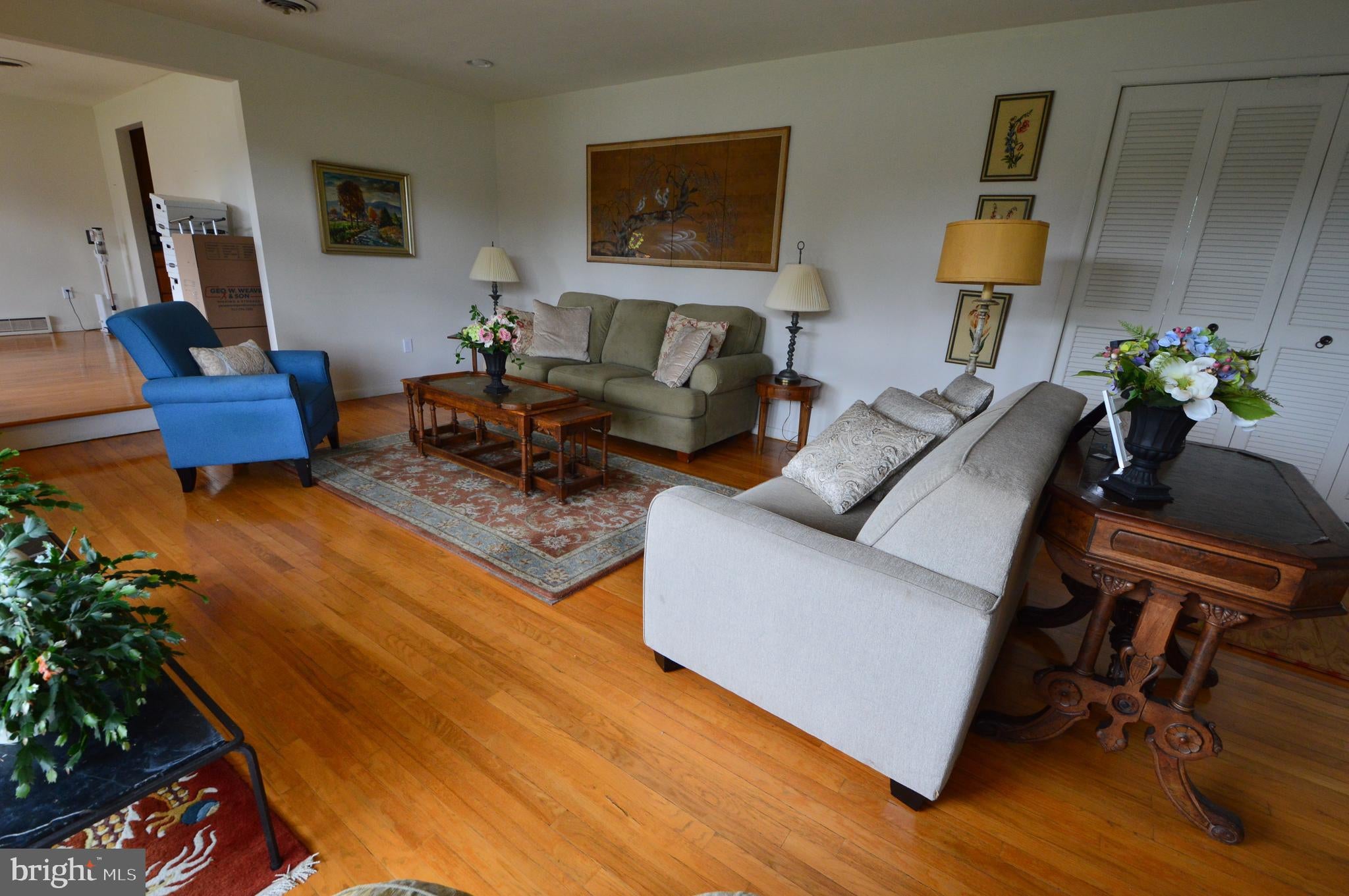 1406 REGENCY CIRCLE
